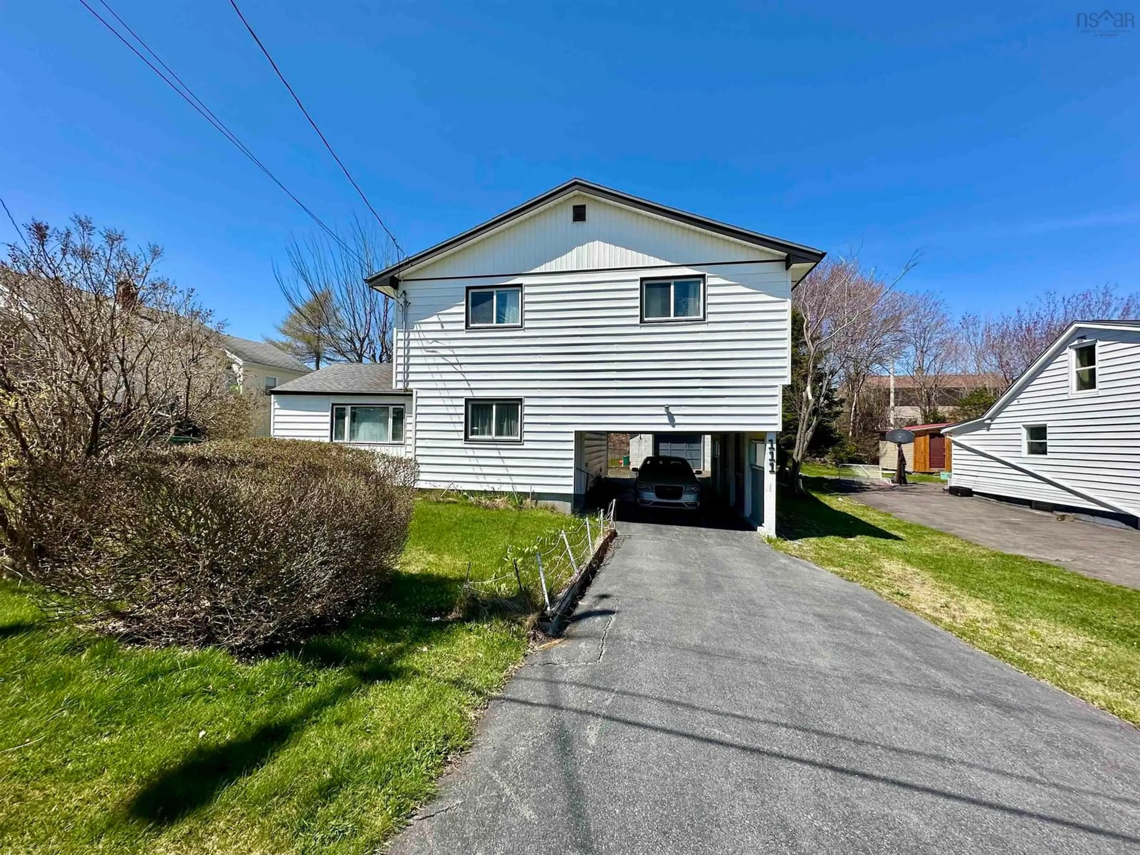 A pic from outside/outdoor area/front of a property/back of a property/a pic from drone, street for 111 Rosedale Avenue, Halifax Nova Scotia B3N 2J6