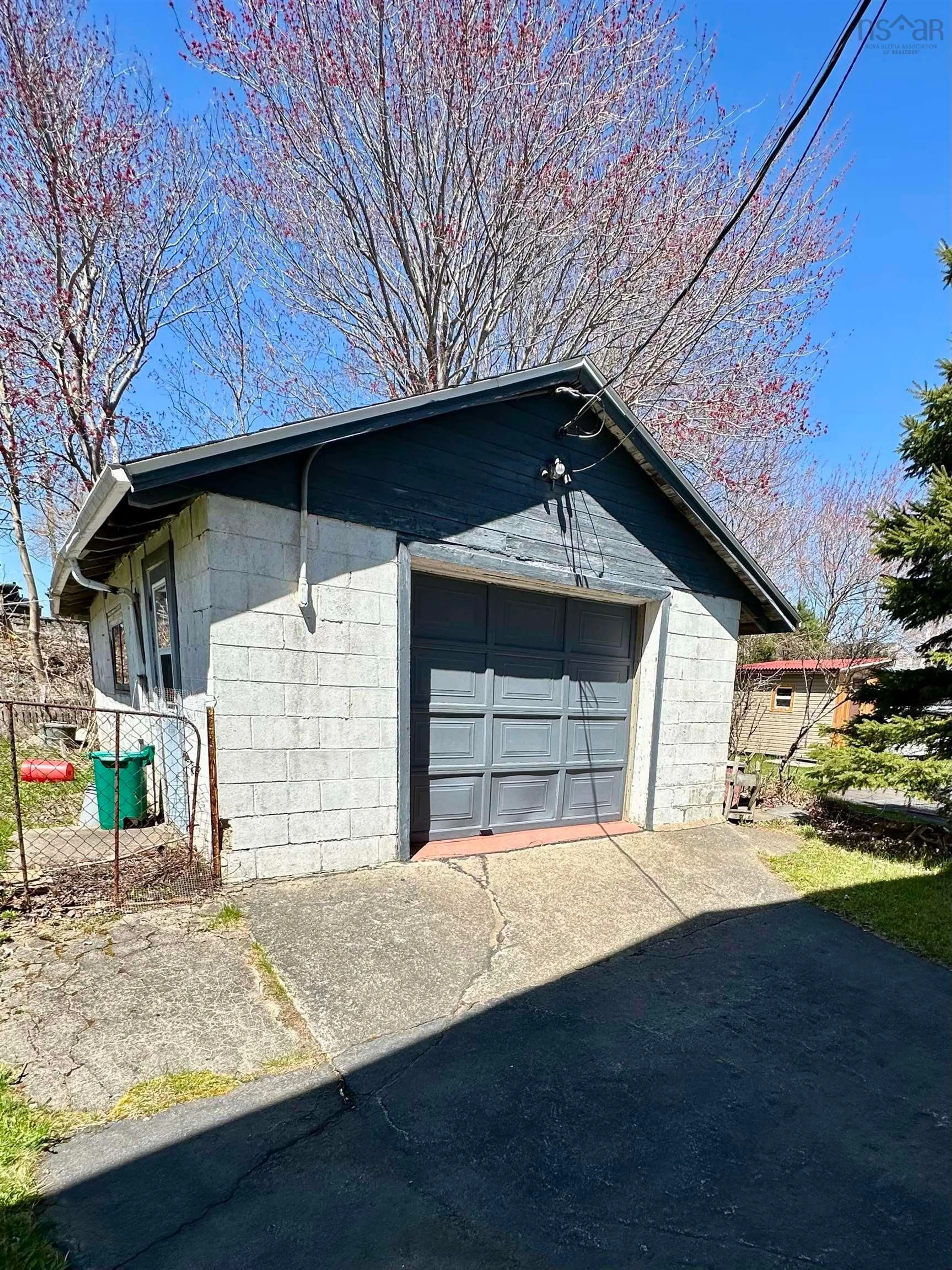 Shed for 111 Rosedale Avenue, Halifax Nova Scotia B3N 2J6