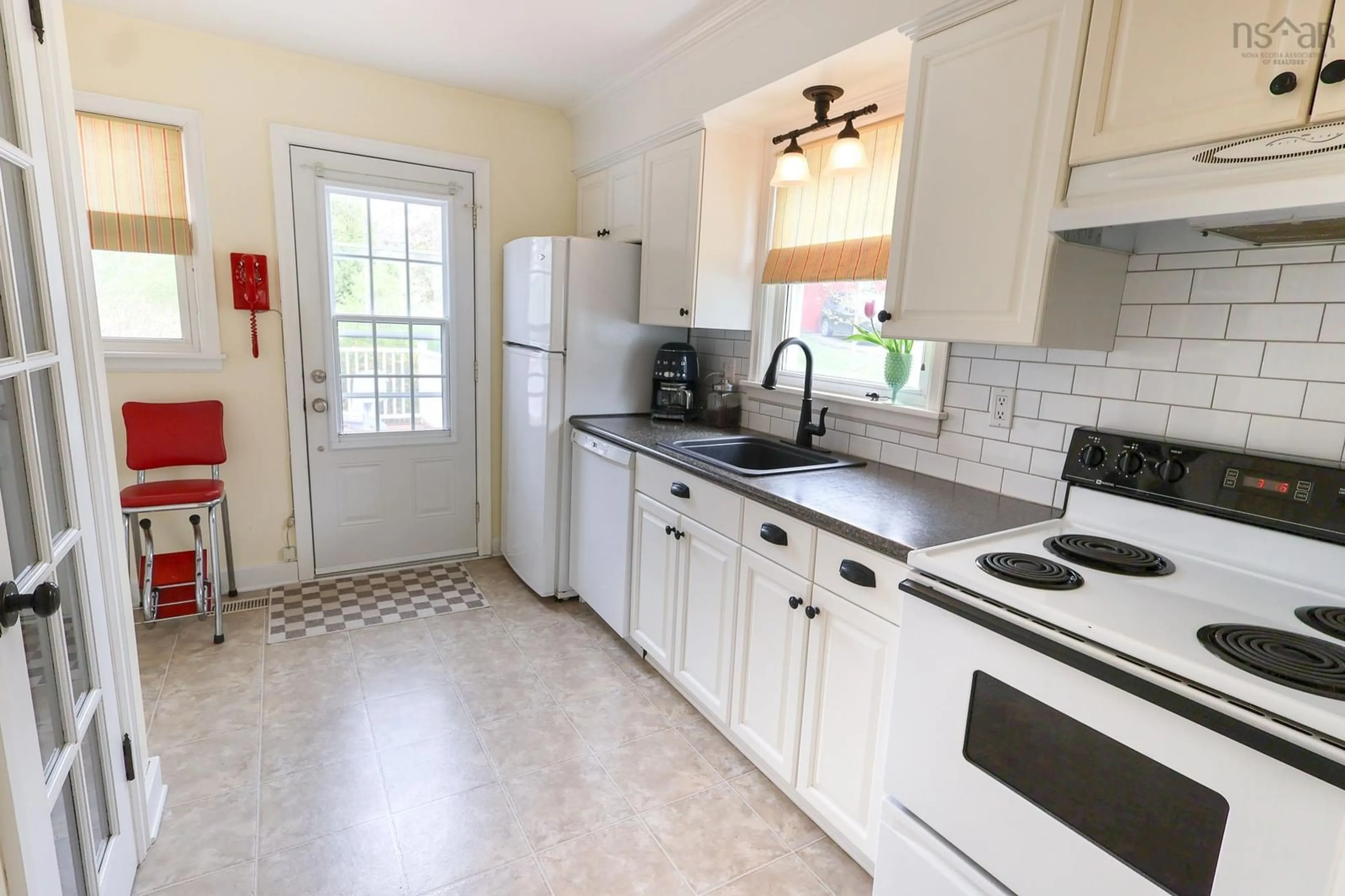 Standard kitchen, ceramic/tile floor for 221 Empire St, Bridgewater Nova Scotia B4V 2M4