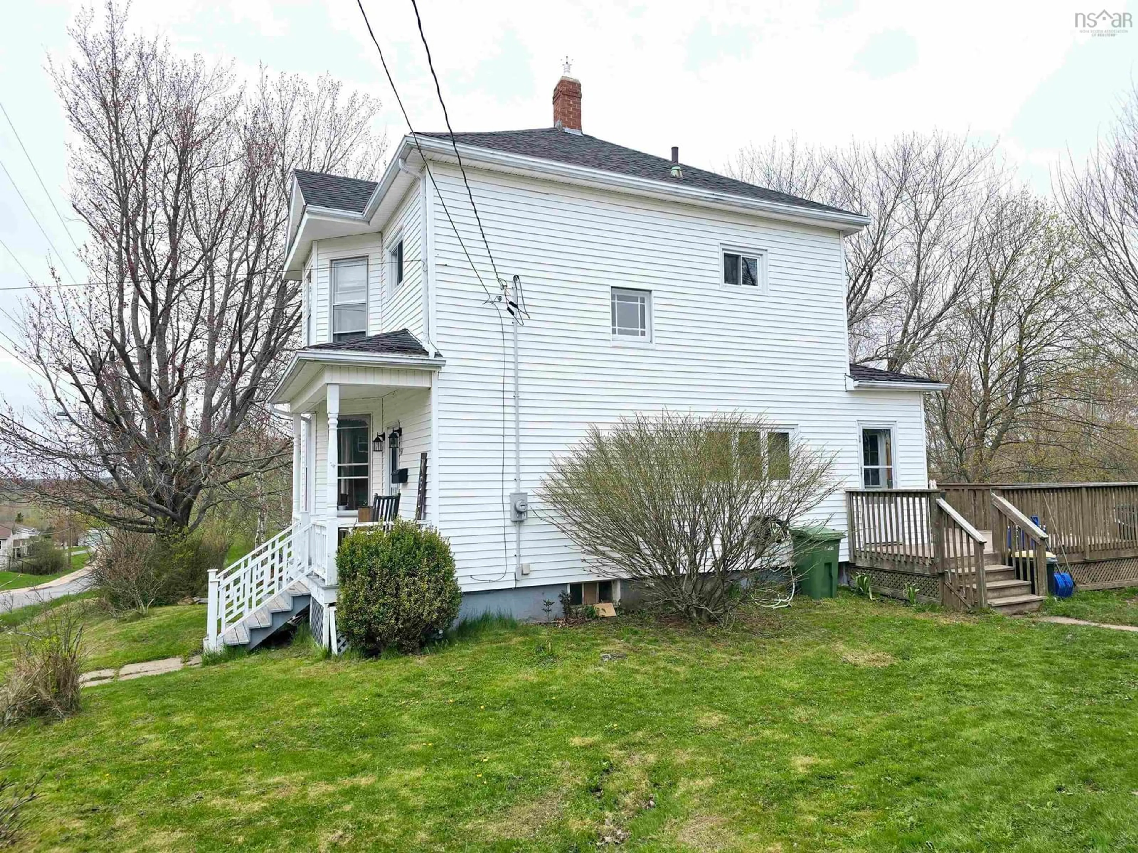A pic from outside/outdoor area/front of a property/back of a property/a pic from drone, street for 56 Townsend Ave, New Glasgow Nova Scotia B2H 4A6