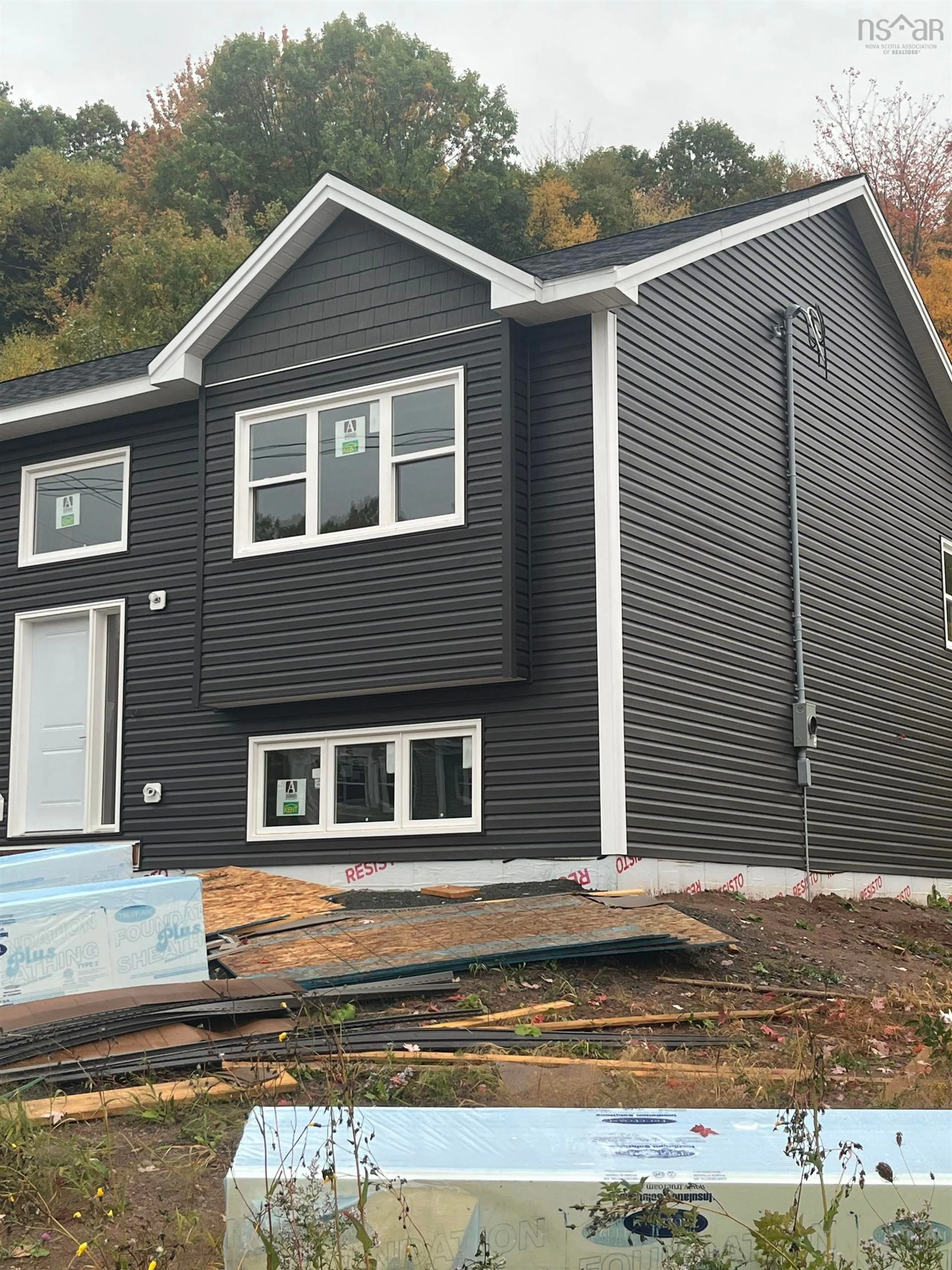 Home with vinyl exterior material, building for 52 Kara Anne Crt, New Minas Nova Scotia B4N 0H6