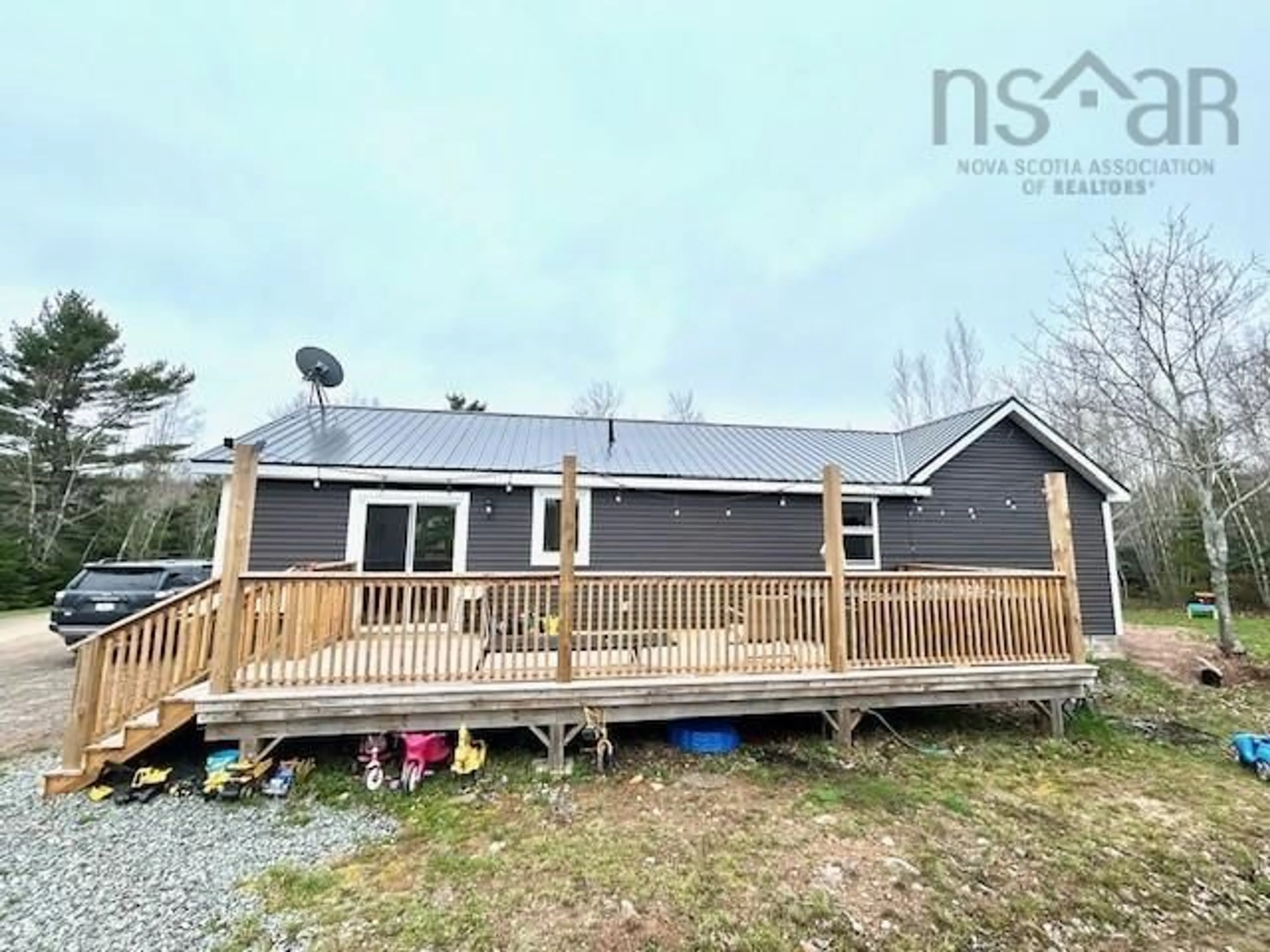A pic from outside/outdoor area/front of a property/back of a property/a pic from drone, building for 289 South Branch Rd, Middle Stewiacke Nova Scotia B0N 2J0