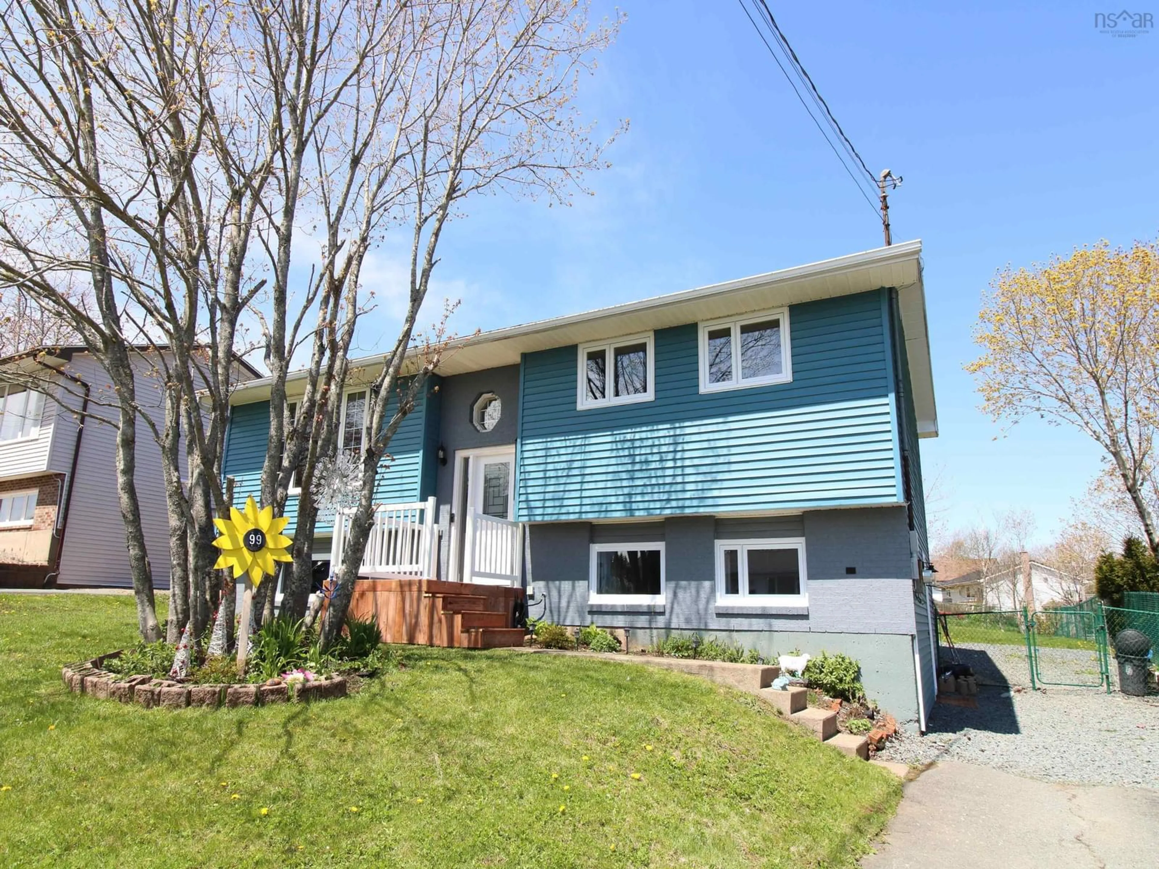 Home with vinyl exterior material, street for 99 Lapierre Cres, Dartmouth Nova Scotia B2W 5C9