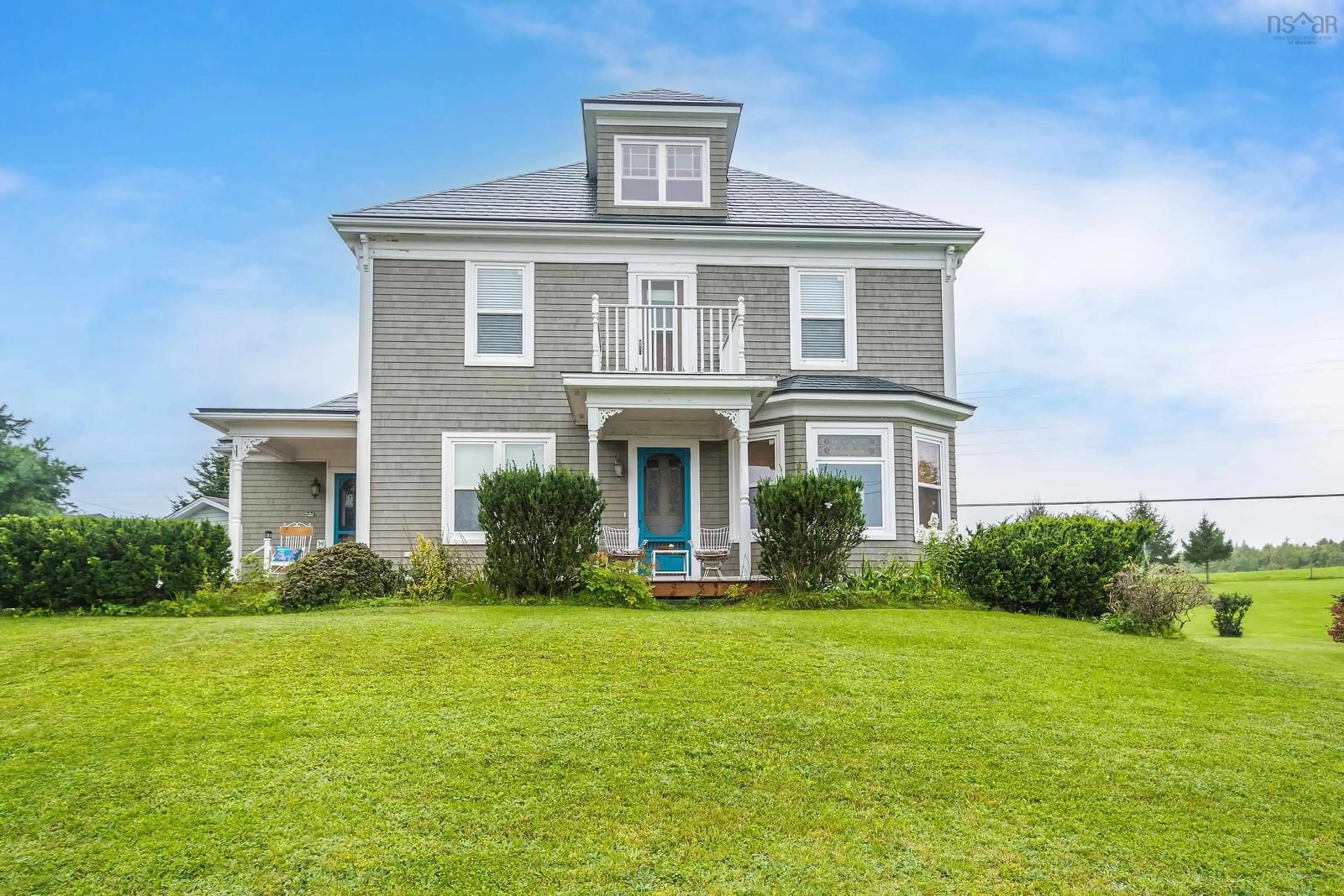 Home with vinyl exterior material, unknown for 1640 Highway 332, First South Nova Scotia B0J 2C0