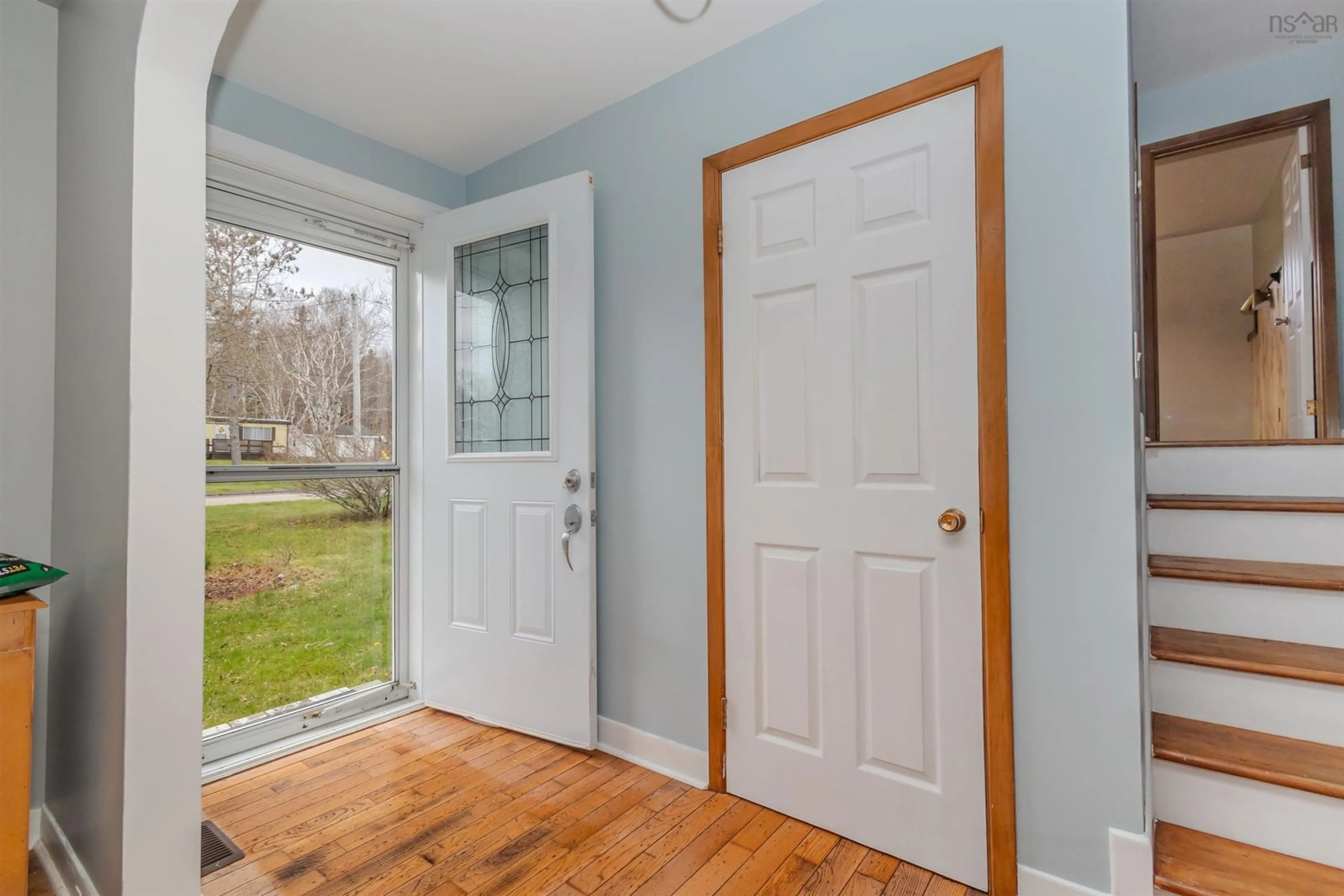 Indoor entryway for 101 Edgewood Dr, Mira Road Nova Scotia B1P 2C2
