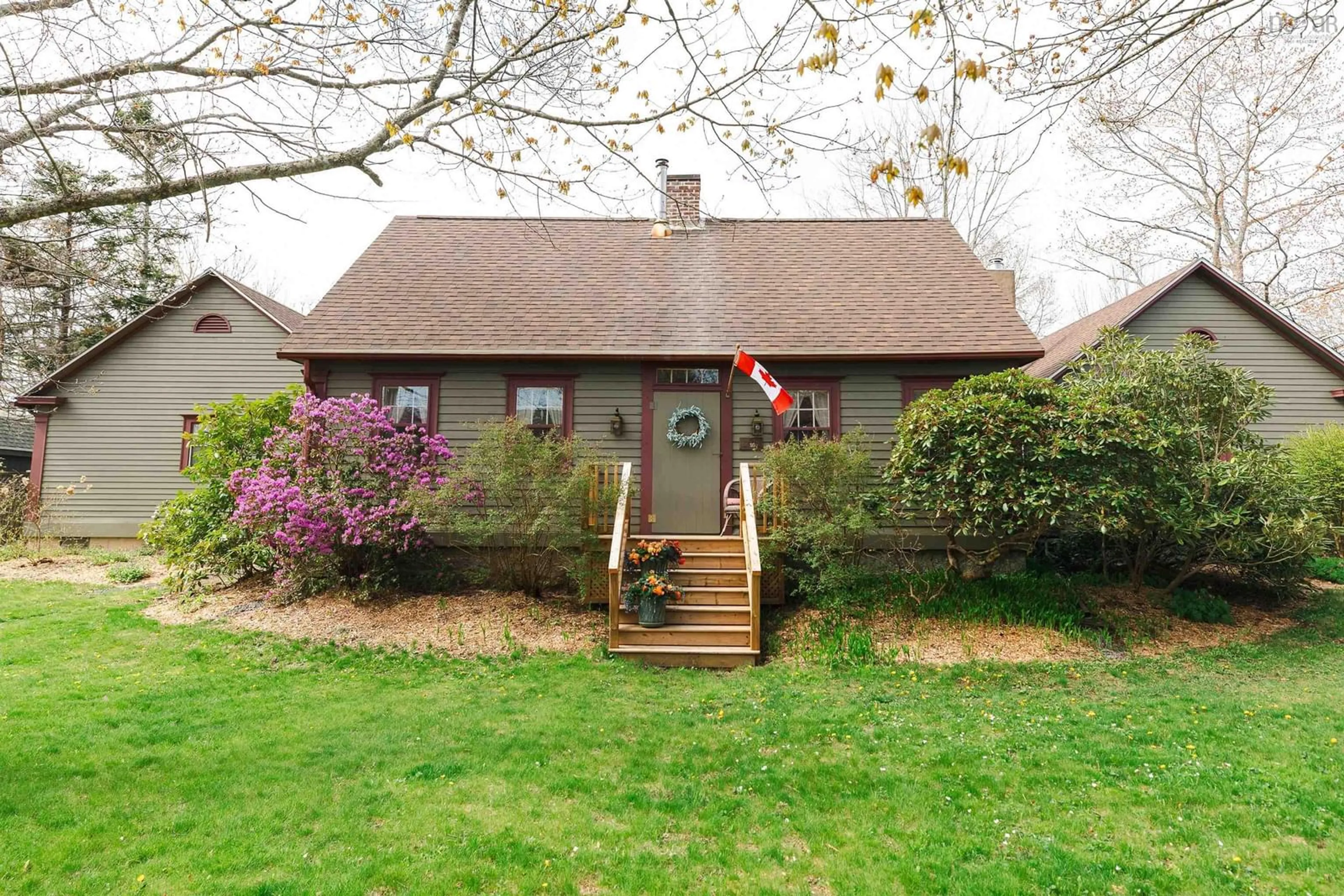 Unknown for 328 Main St, Mahone Bay Nova Scotia B0J 2E0