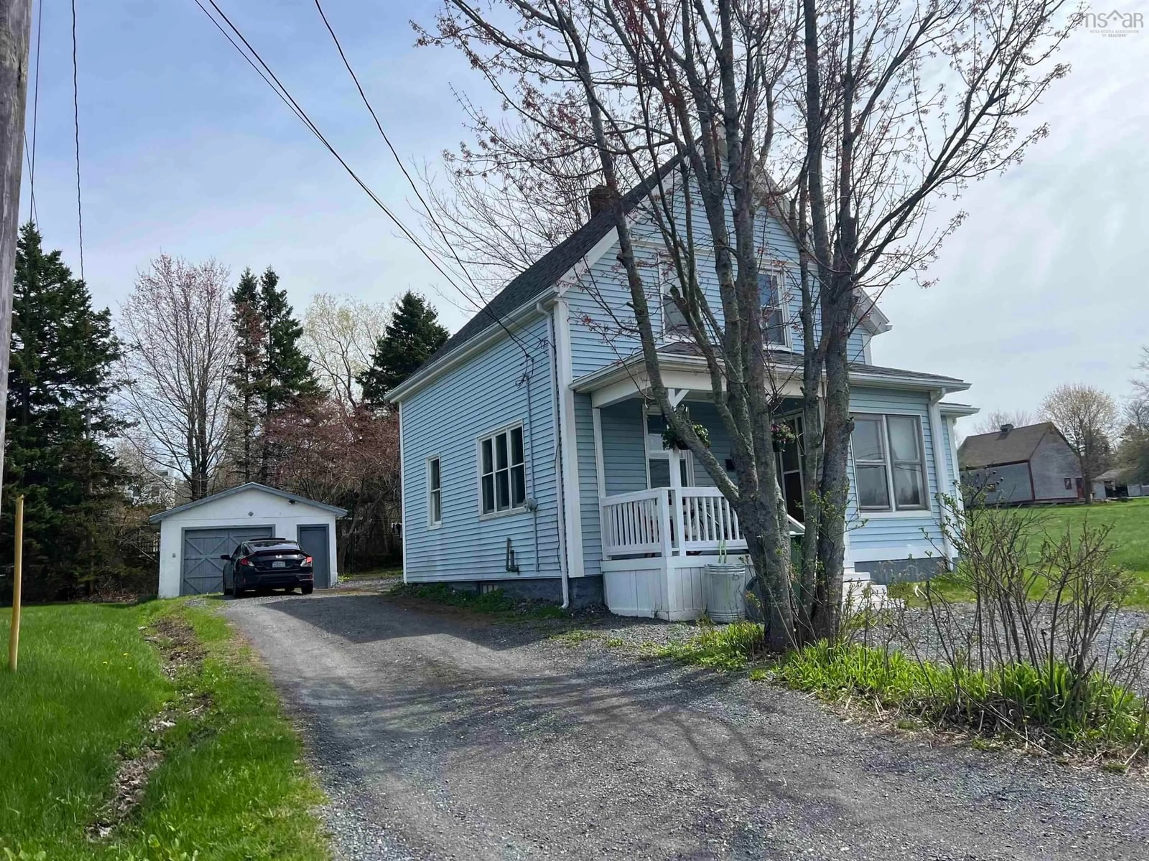 A pic from outside/outdoor area/front of a property/back of a property/a pic from drone, street for 695 Little Harbour Rd, New Glasgow Nova Scotia B2H 3T5
