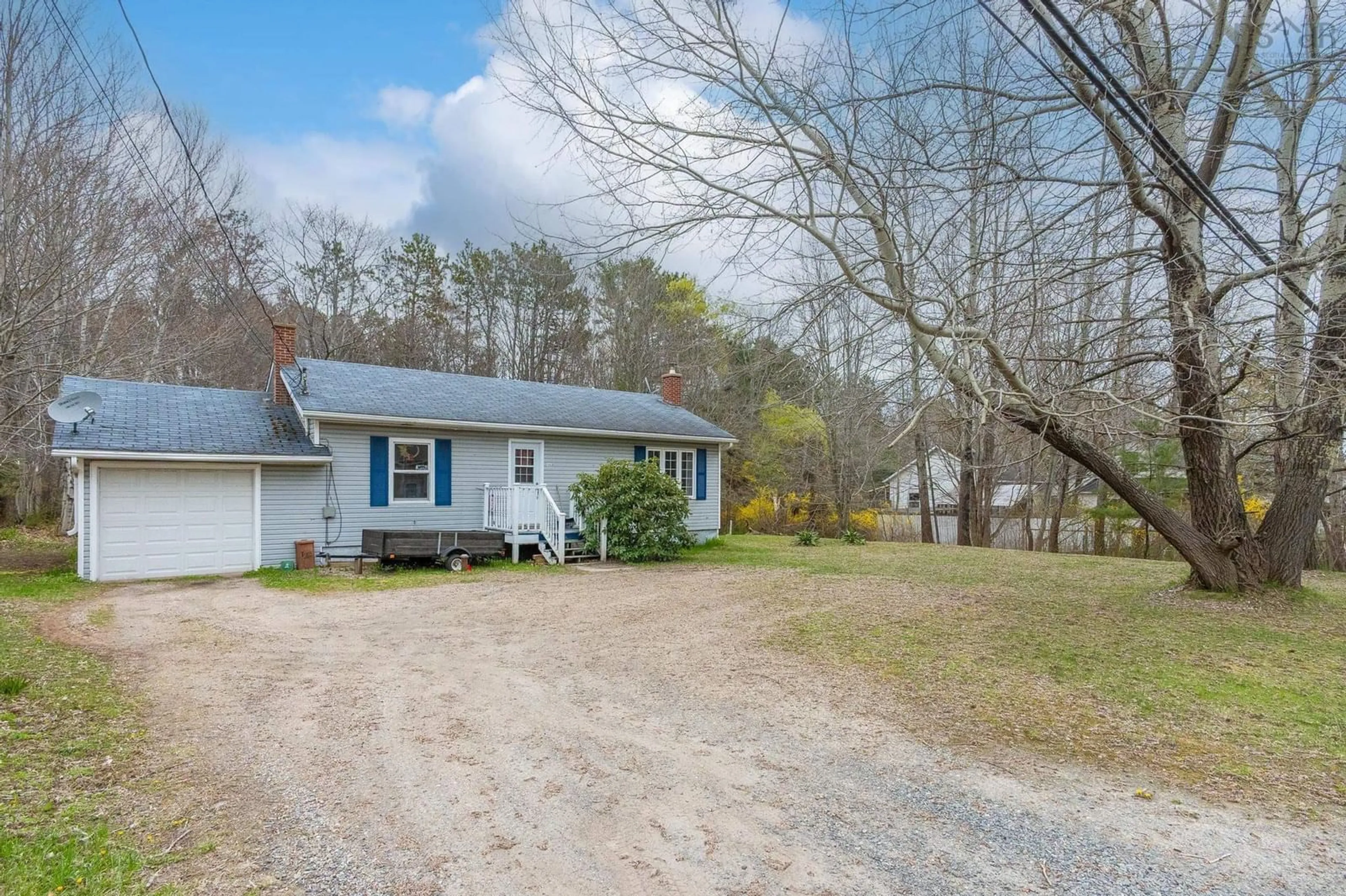 A pic from outside/outdoor area/front of a property/back of a property/a pic from drone, street for 1428 Bridge St, Kingston Nova Scotia B0P 1R0