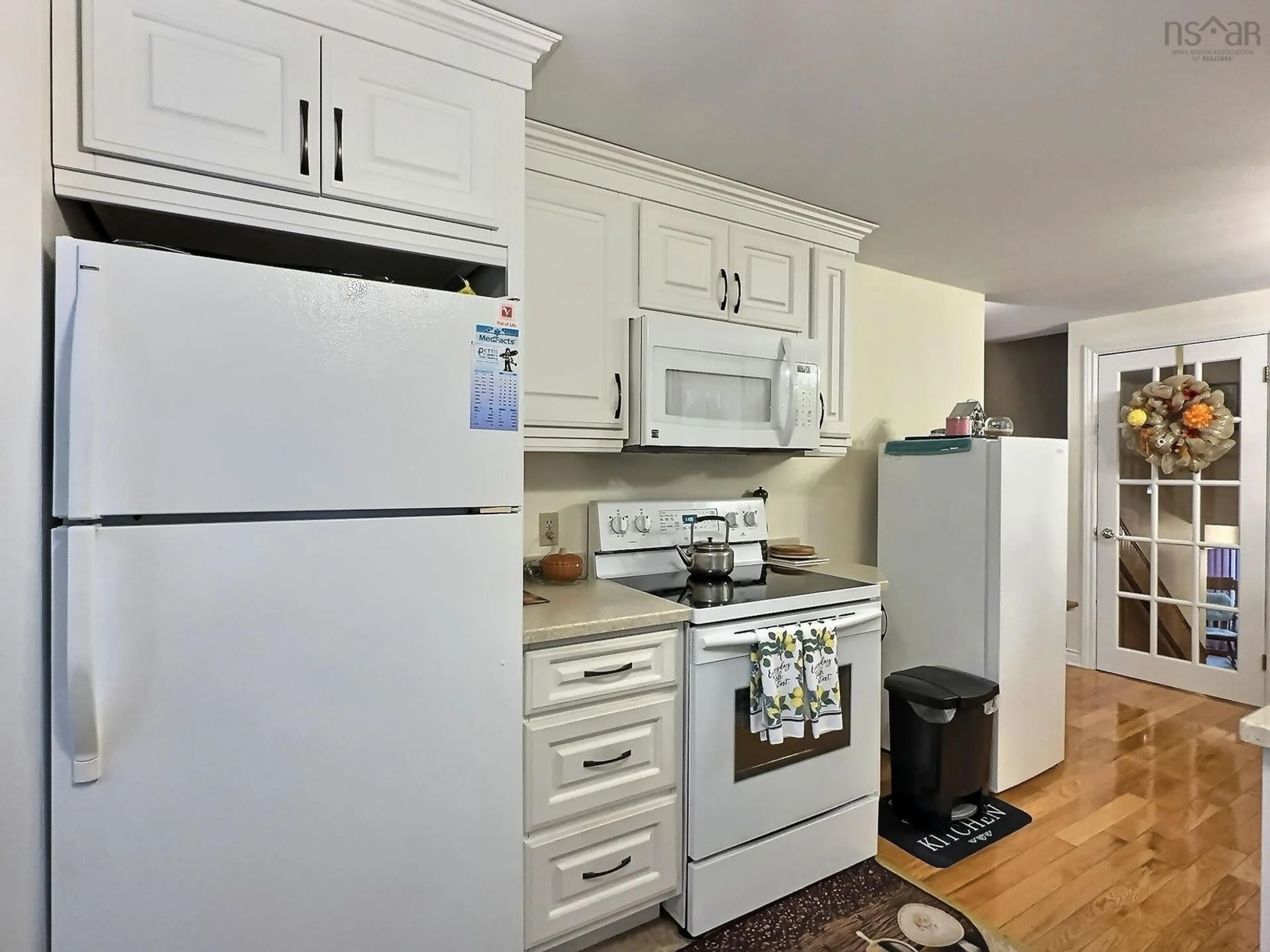 Standard kitchen, unknown for 16 Thompson Dr, Bible Hill Nova Scotia B2N 5L6
