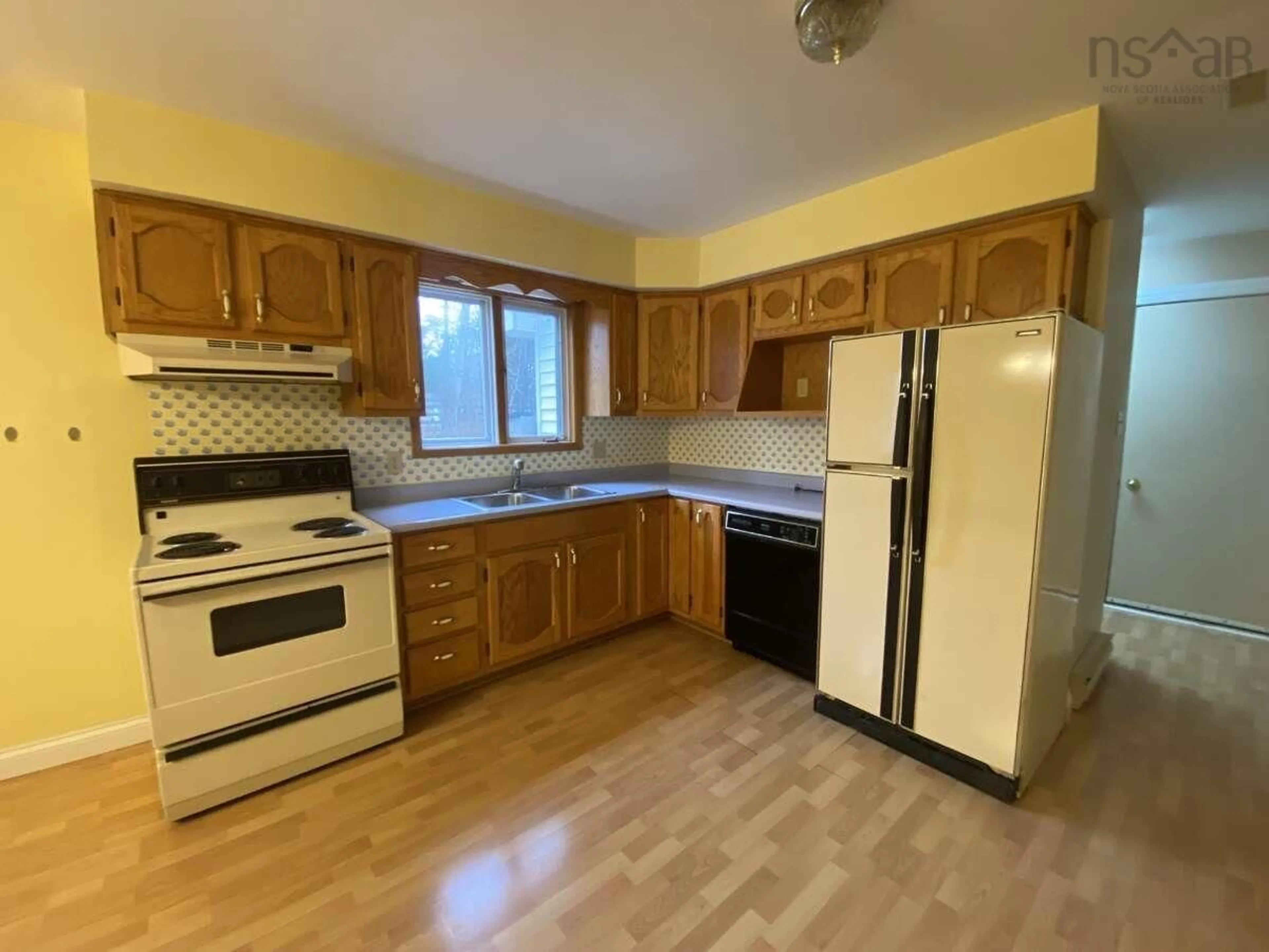 Standard kitchen, unknown for 56 Carriage Lane, Enfield Nova Scotia B2T 1C9