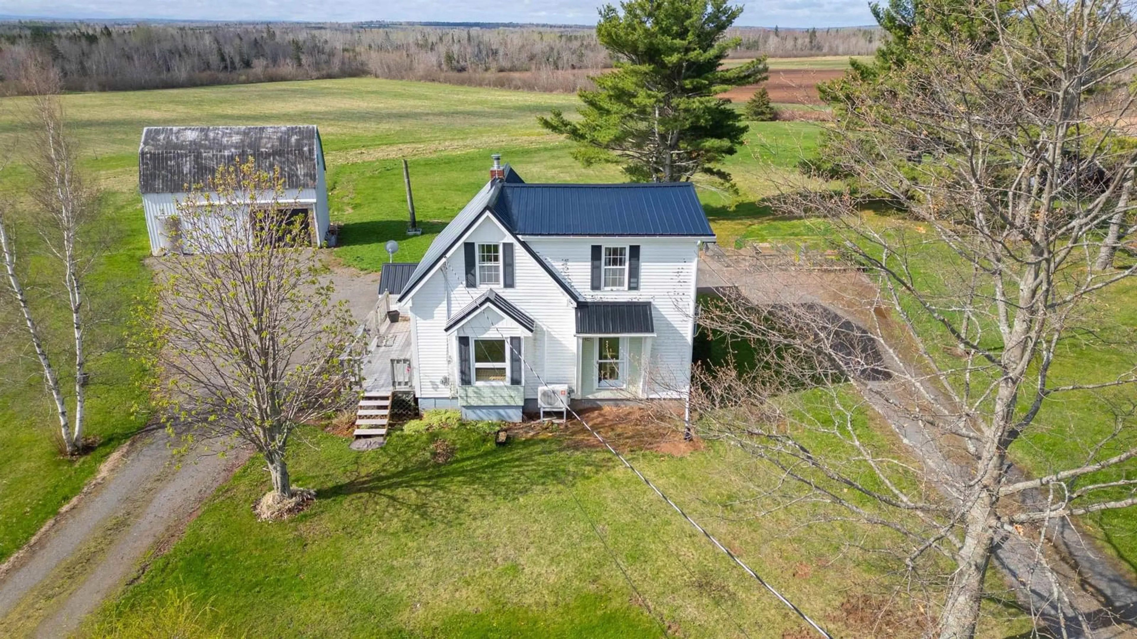 A pic from outside/outdoor area/front of a property/back of a property/a pic from drone, building for 11410 Hwy#6 Hwy, South Pugwash Nova Scotia B0K 1L0