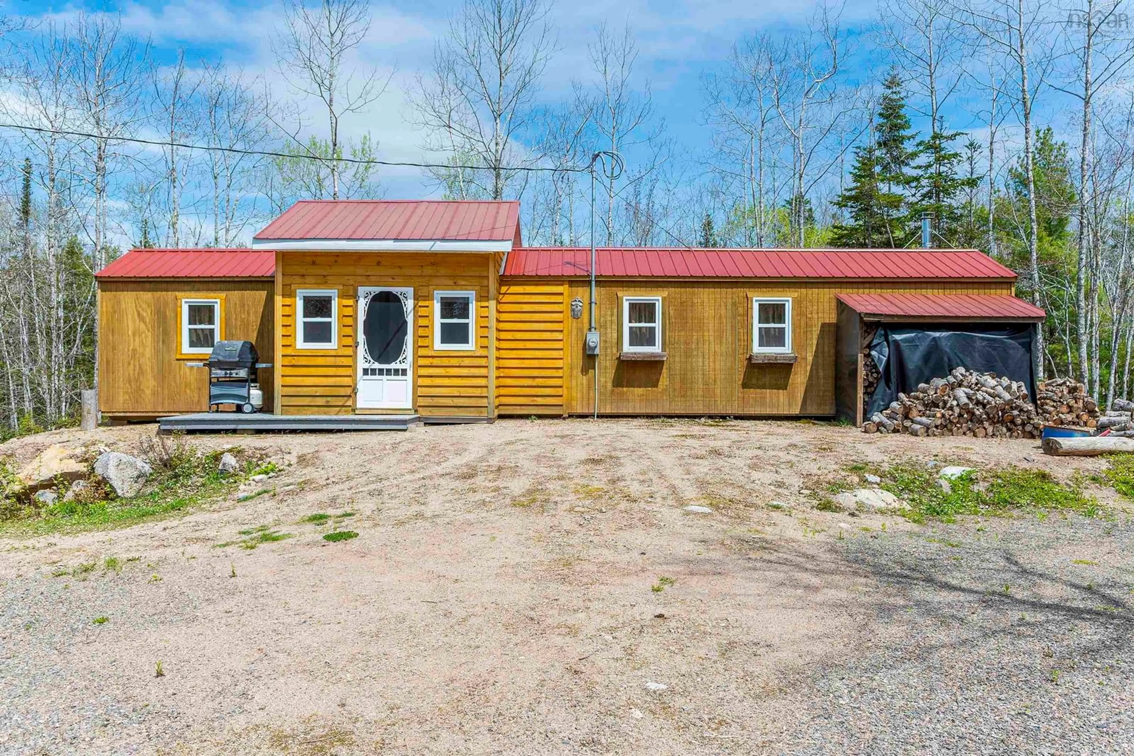 Shed for 782 Waterloo Ave, Waterloo Lake Nova Scotia B0S 1P0
