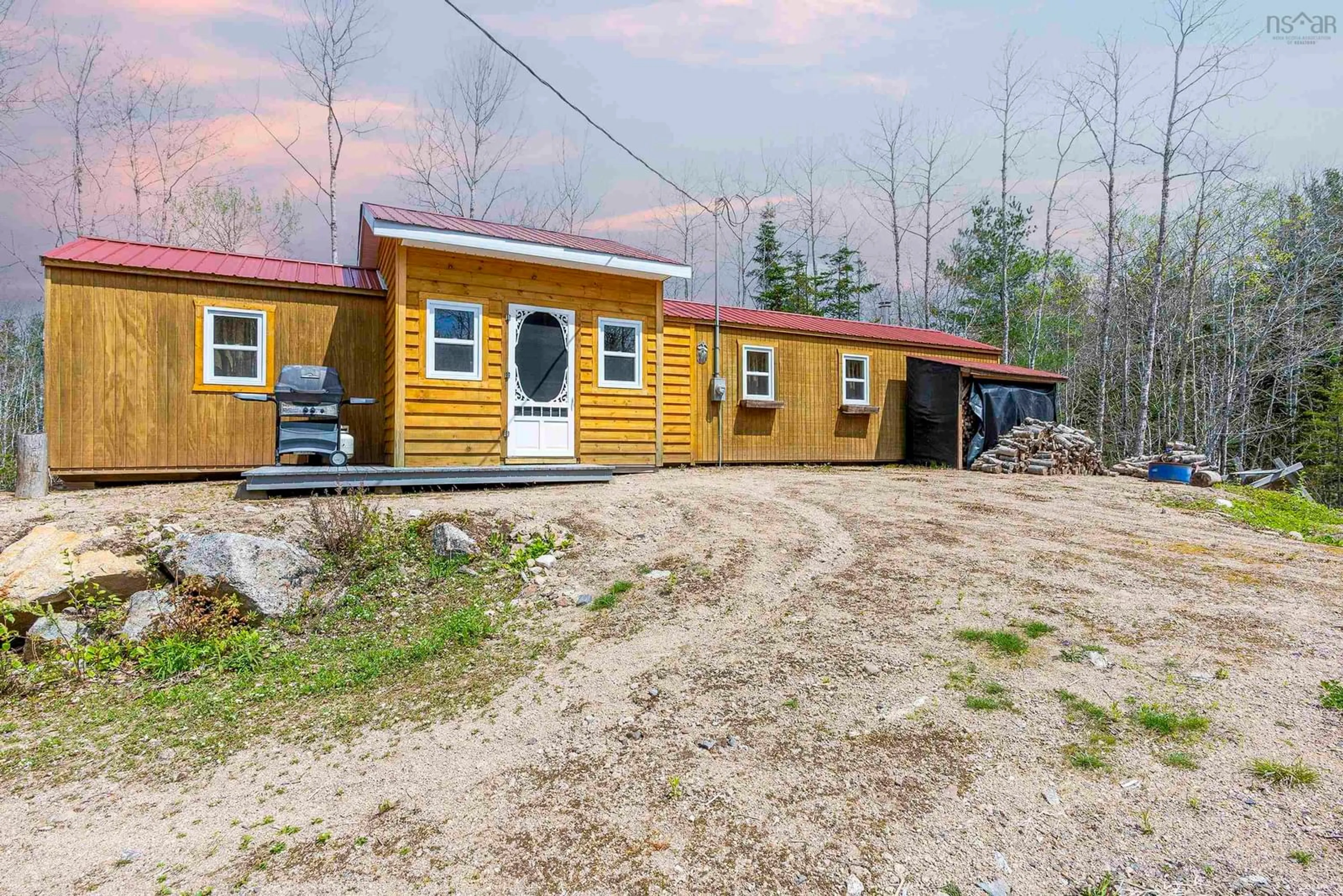 Shed for 782 Waterloo Ave, Waterloo Lake Nova Scotia B0S 1P0