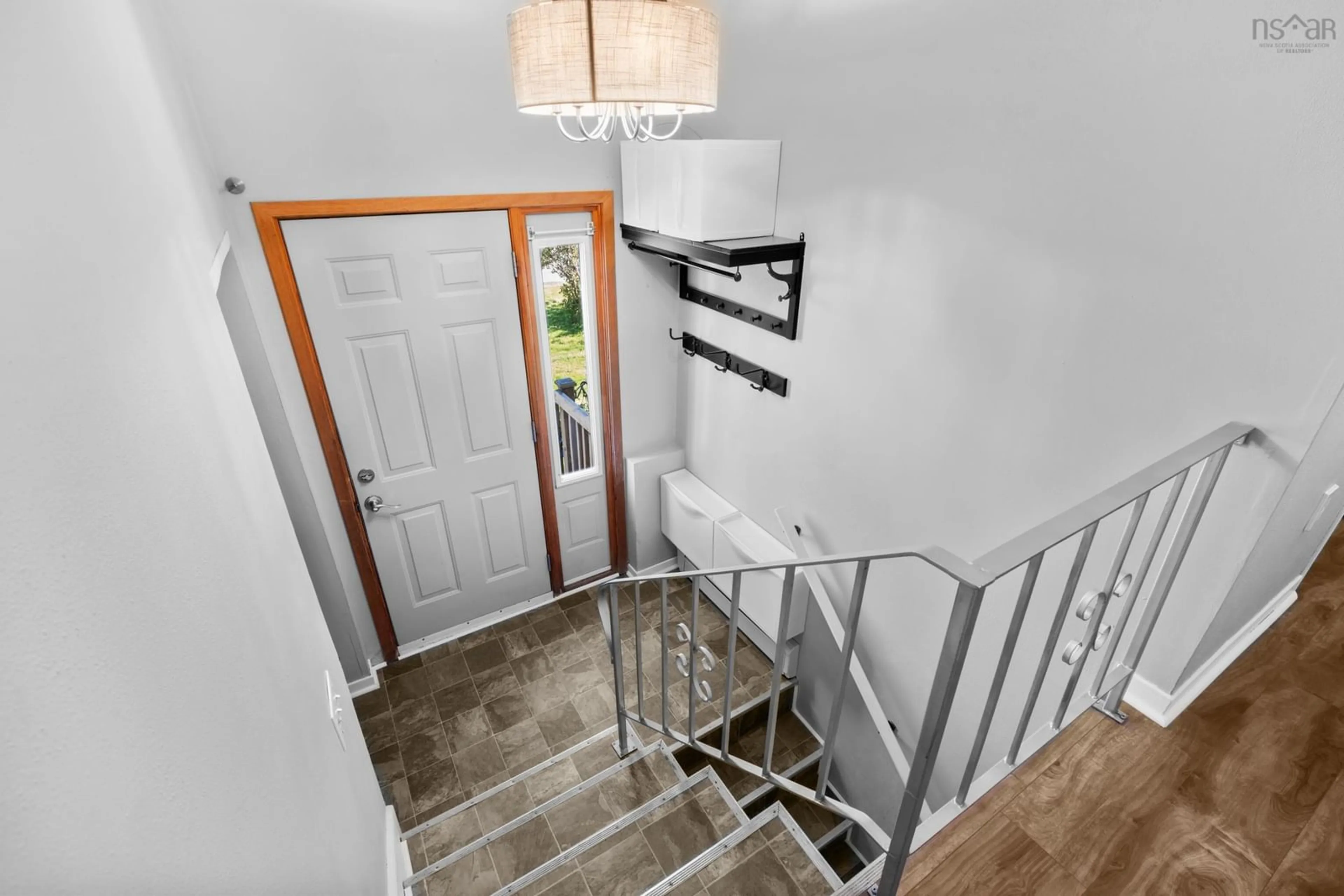 Indoor entryway for 5 Seawood Ave, Lower Sackville Nova Scotia B4C 2L1