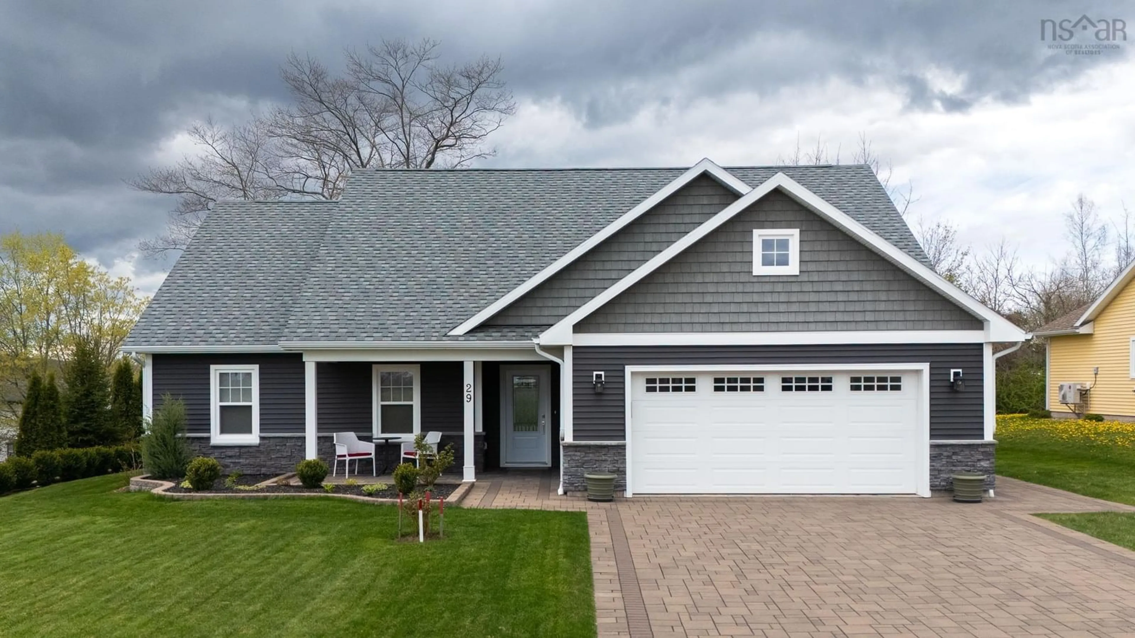 Home with vinyl exterior material, street for 29 Fox Hollow Dr, Kentville Nova Scotia B4N 5R2