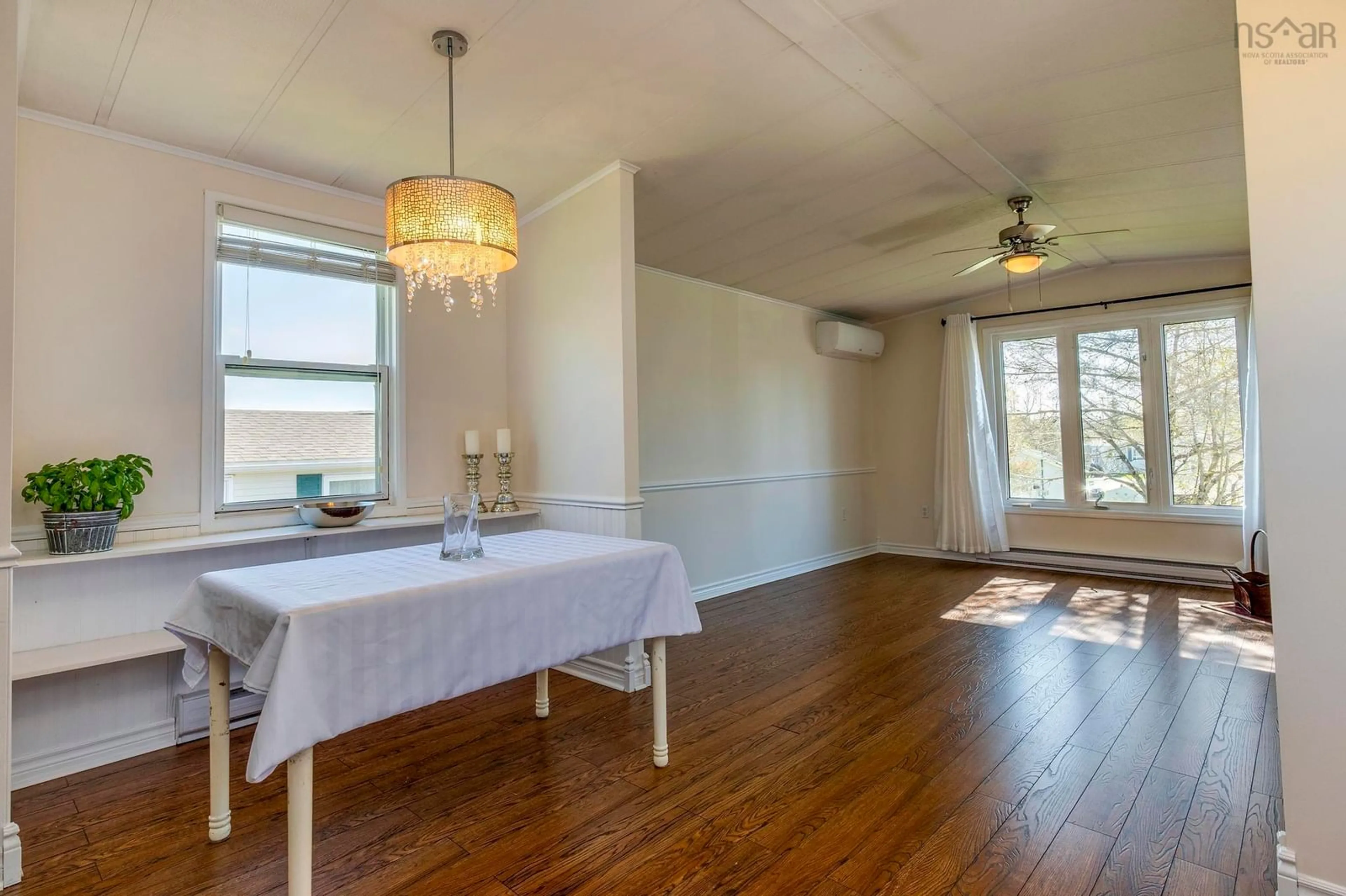 Dining room, wood/laminate floor for 7 Boutililer Dr, Sackville Nova Scotia B4E 2Y1