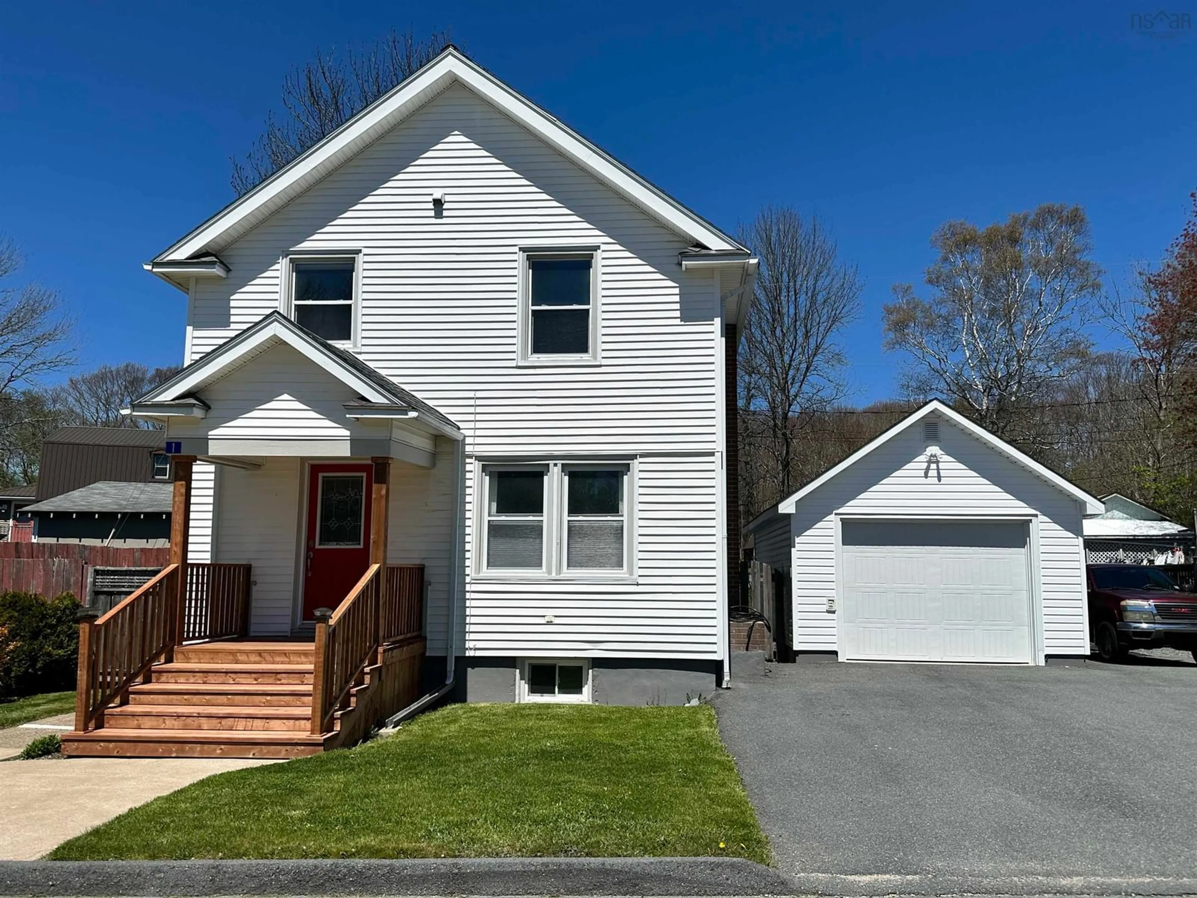 Home with vinyl exterior material, street for 1 Markland Ave, Brooklyn Nova Scotia B0J 1H0