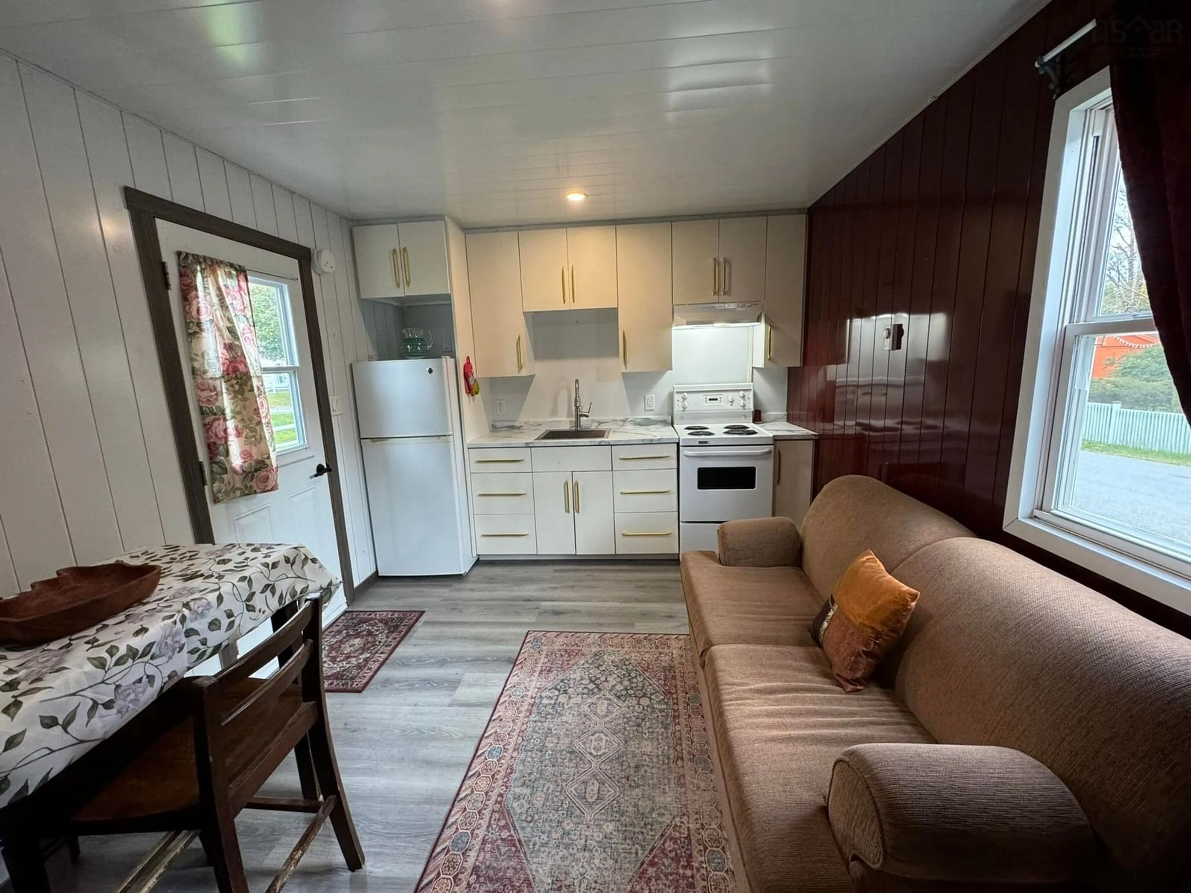 A pic of a room for 136 Wolfe St, Liverpool Nova Scotia B0T 1K0