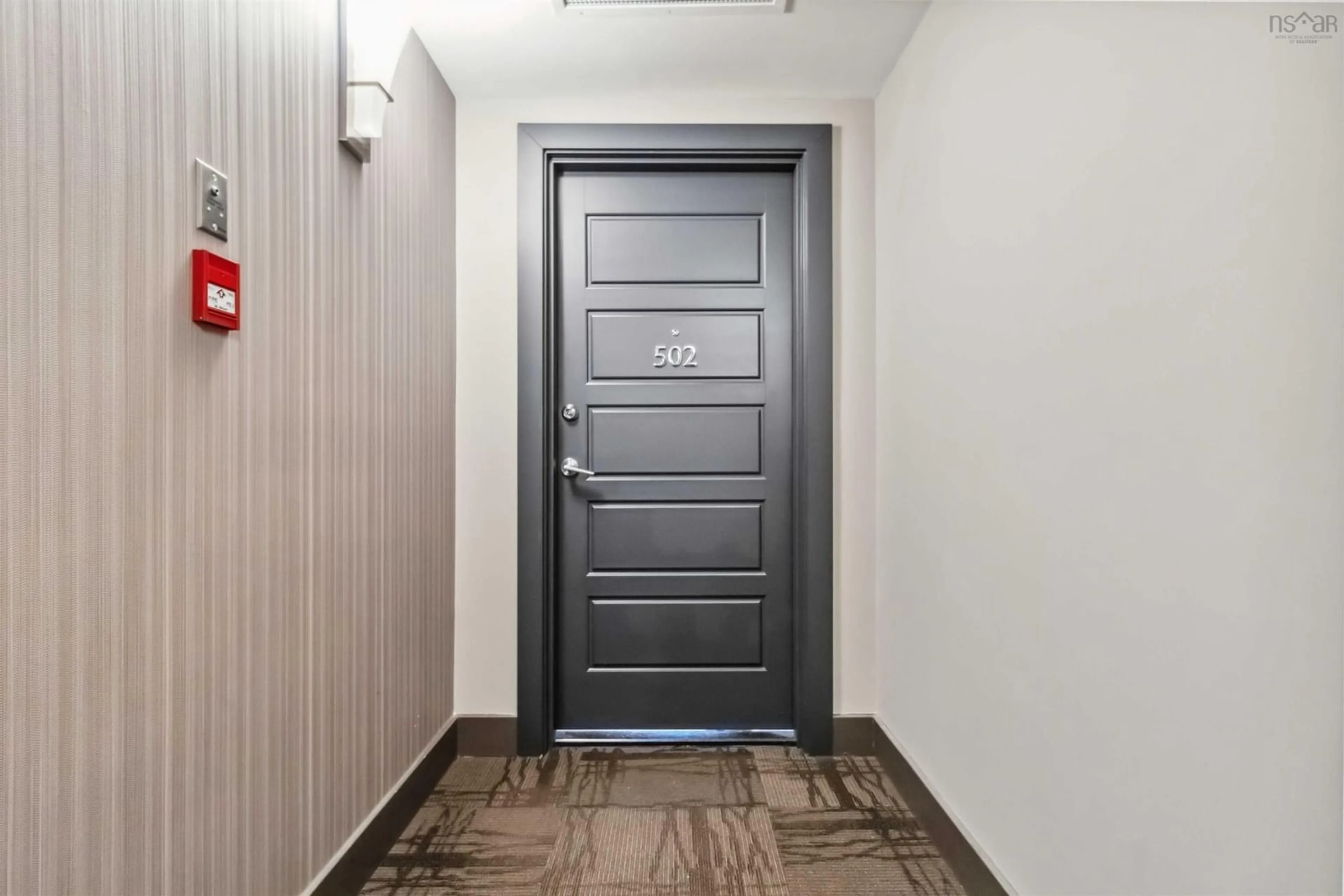 Indoor foyer for 31 Kings Wharf Place #502, Dartmouth Nova Scotia B2Y 0C1