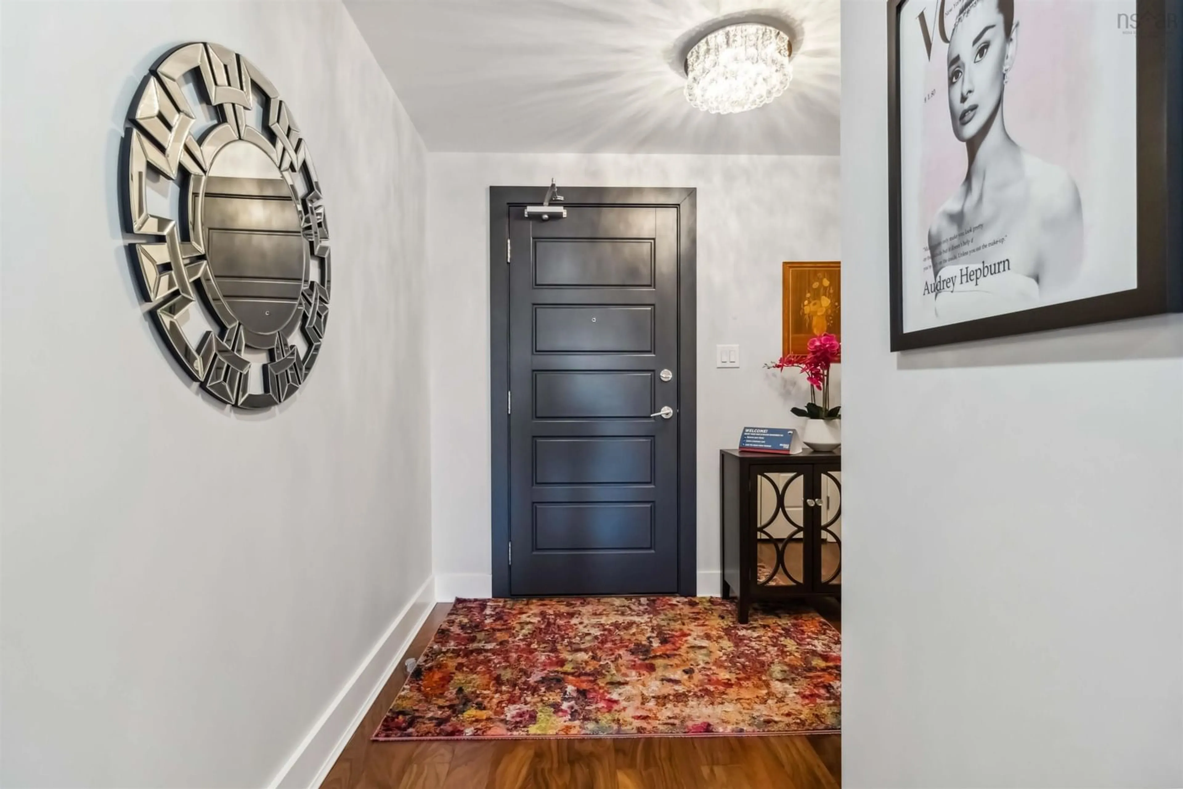 Indoor entryway for 31 Kings Wharf Place #502, Dartmouth Nova Scotia B2Y 0C1