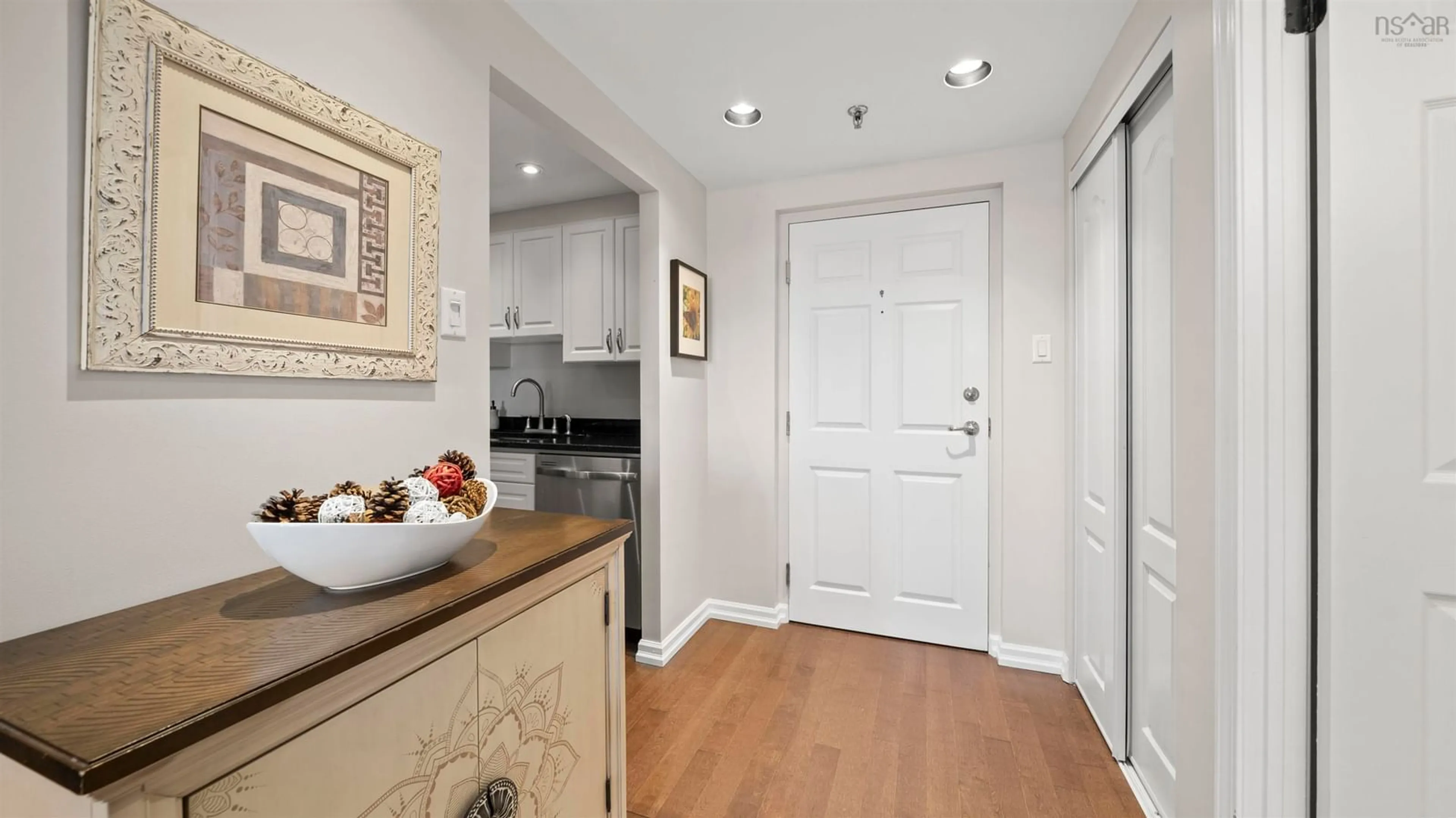 Indoor entryway for 30 Brookdale Cres #509, Dartmouth Nova Scotia B3A 4T7