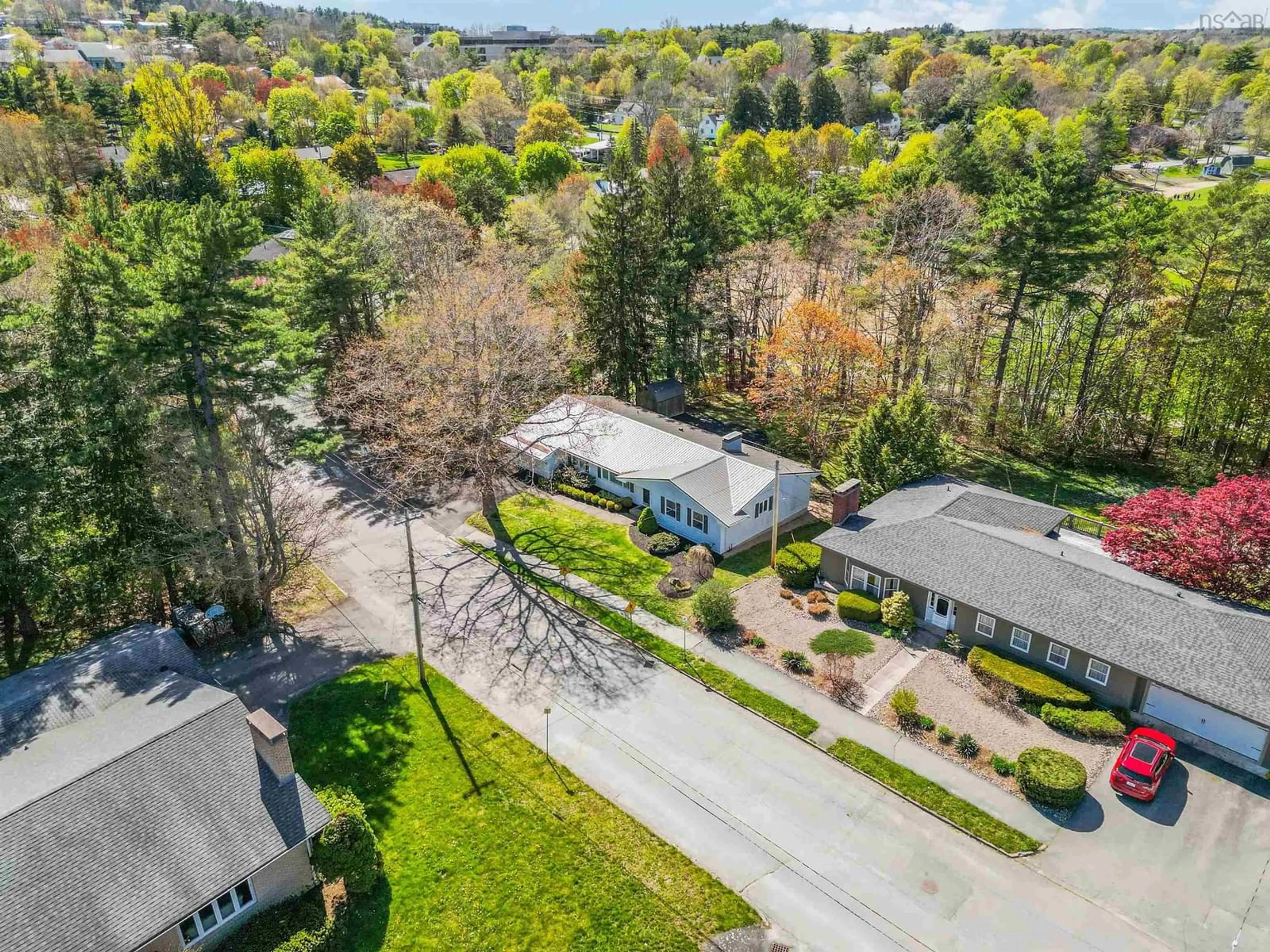 A pic from outside/outdoor area/front of a property/back of a property/a pic from drone, street for 108 Crescent St, Bridgewater Nova Scotia B4V 2C7