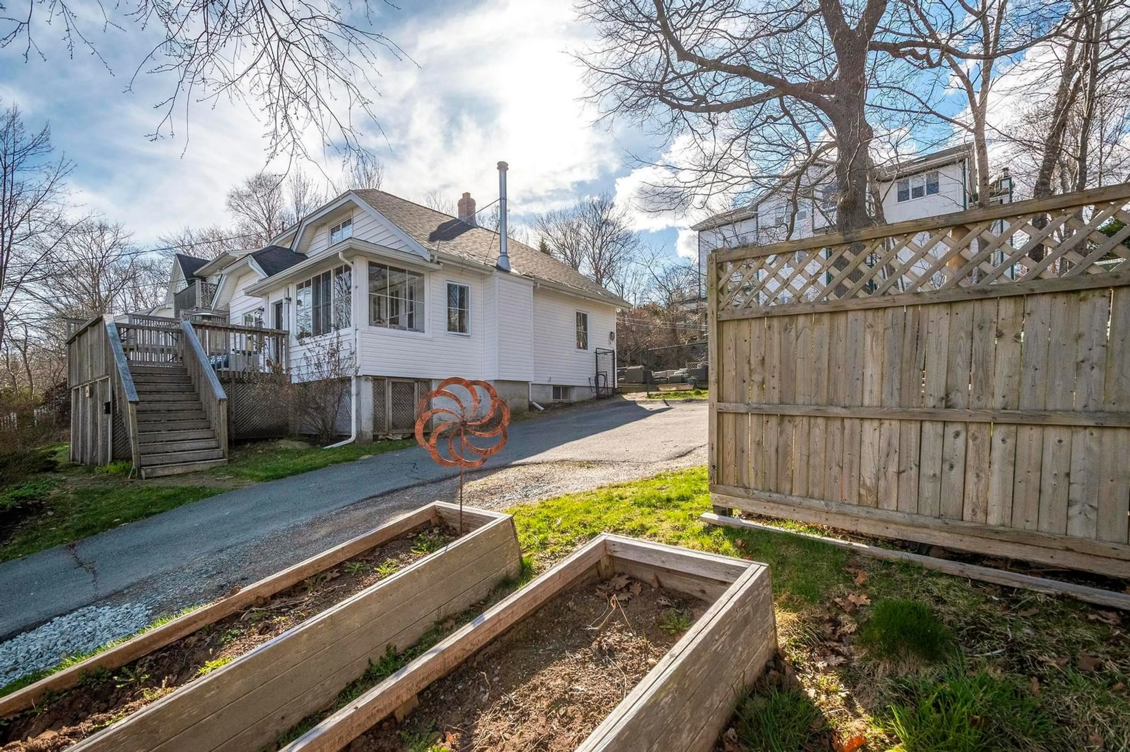A pic from outside/outdoor area/front of a property/back of a property/a pic from drone, street for 240 High St, Bedford Nova Scotia B4A 1M6