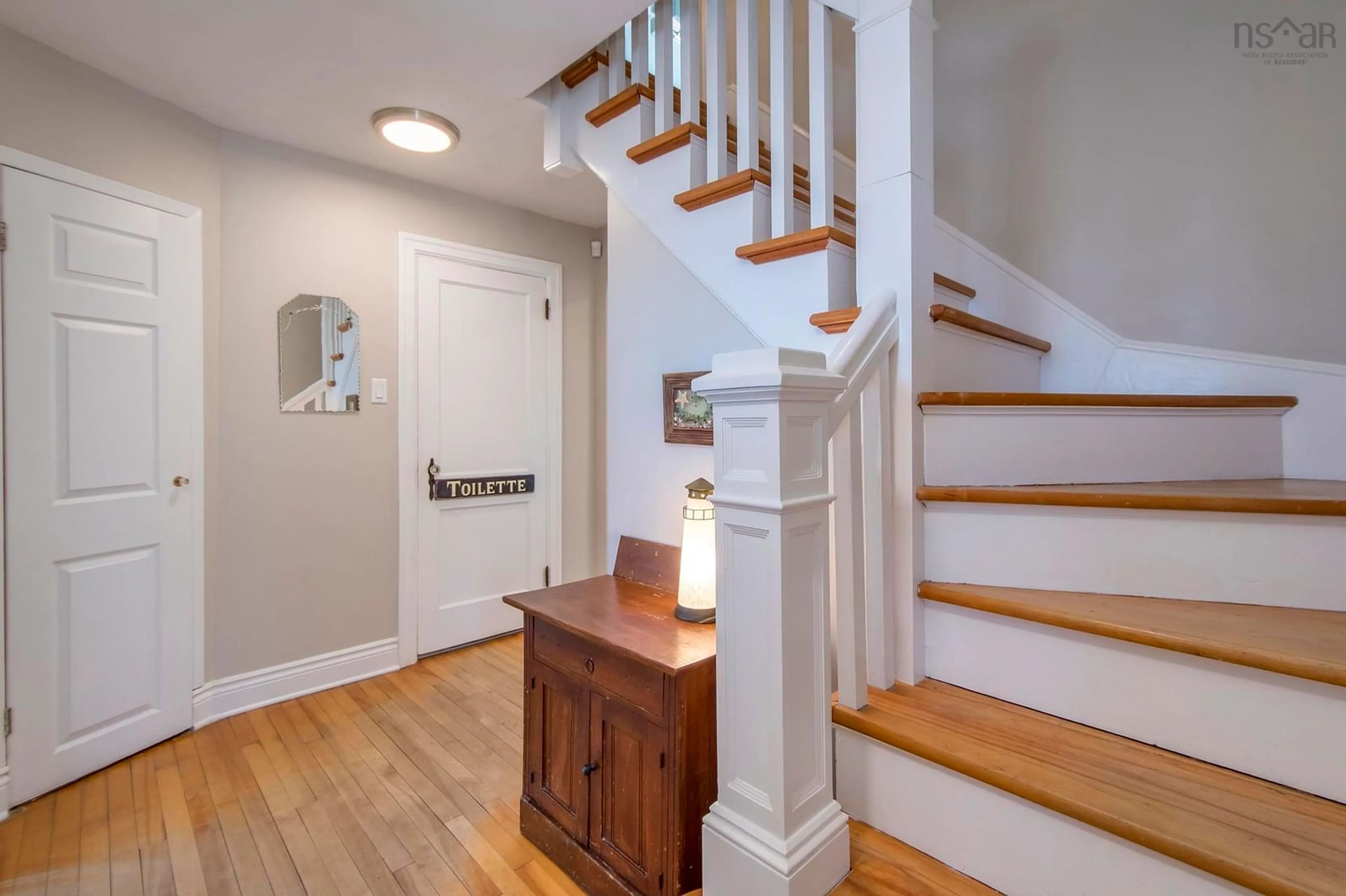 Indoor entryway for 240 High St, Bedford Nova Scotia B4A 1M6