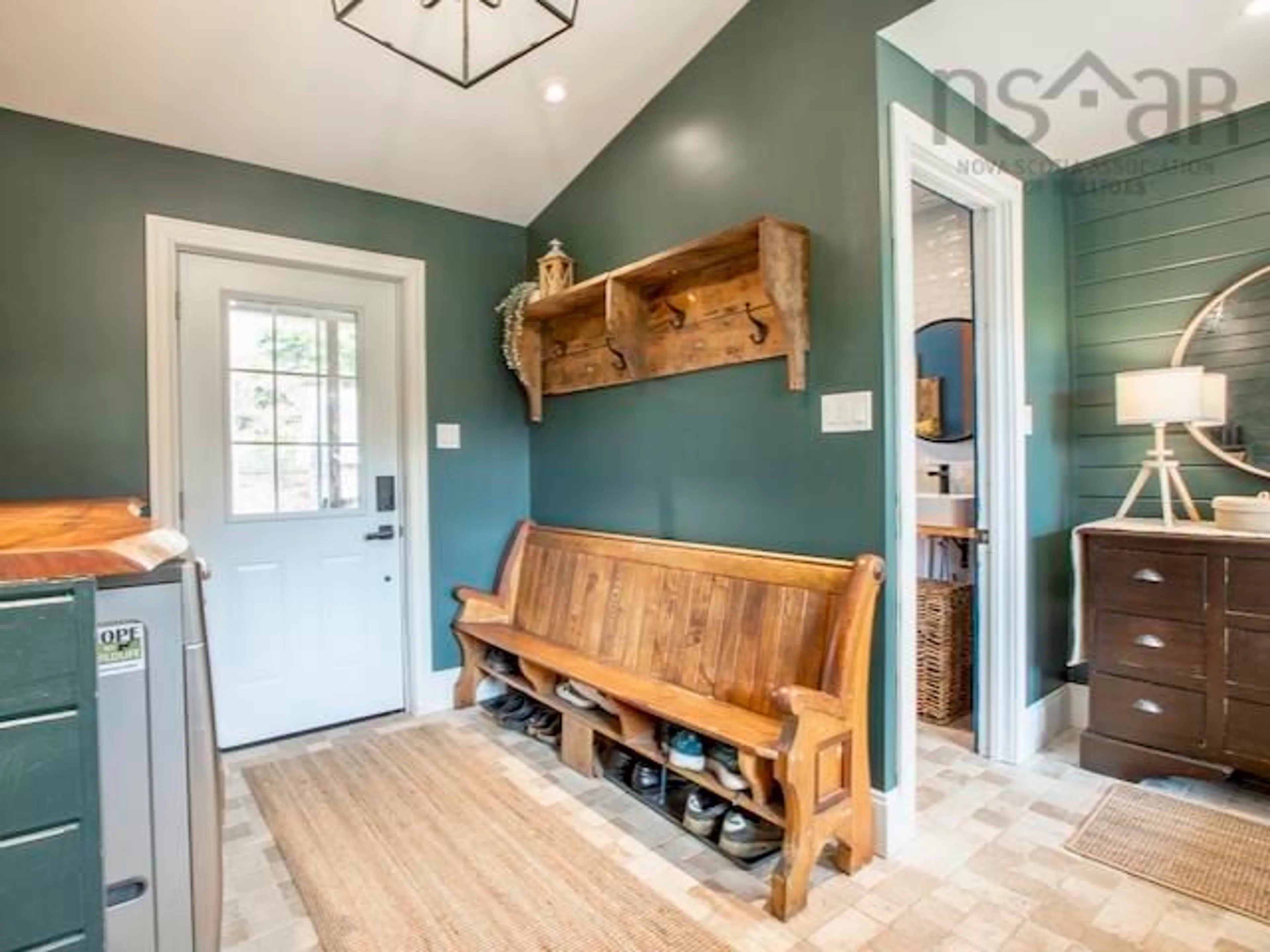 Indoor entryway for 6 Hall Rd, Waverley Nova Scotia B2R 1N2