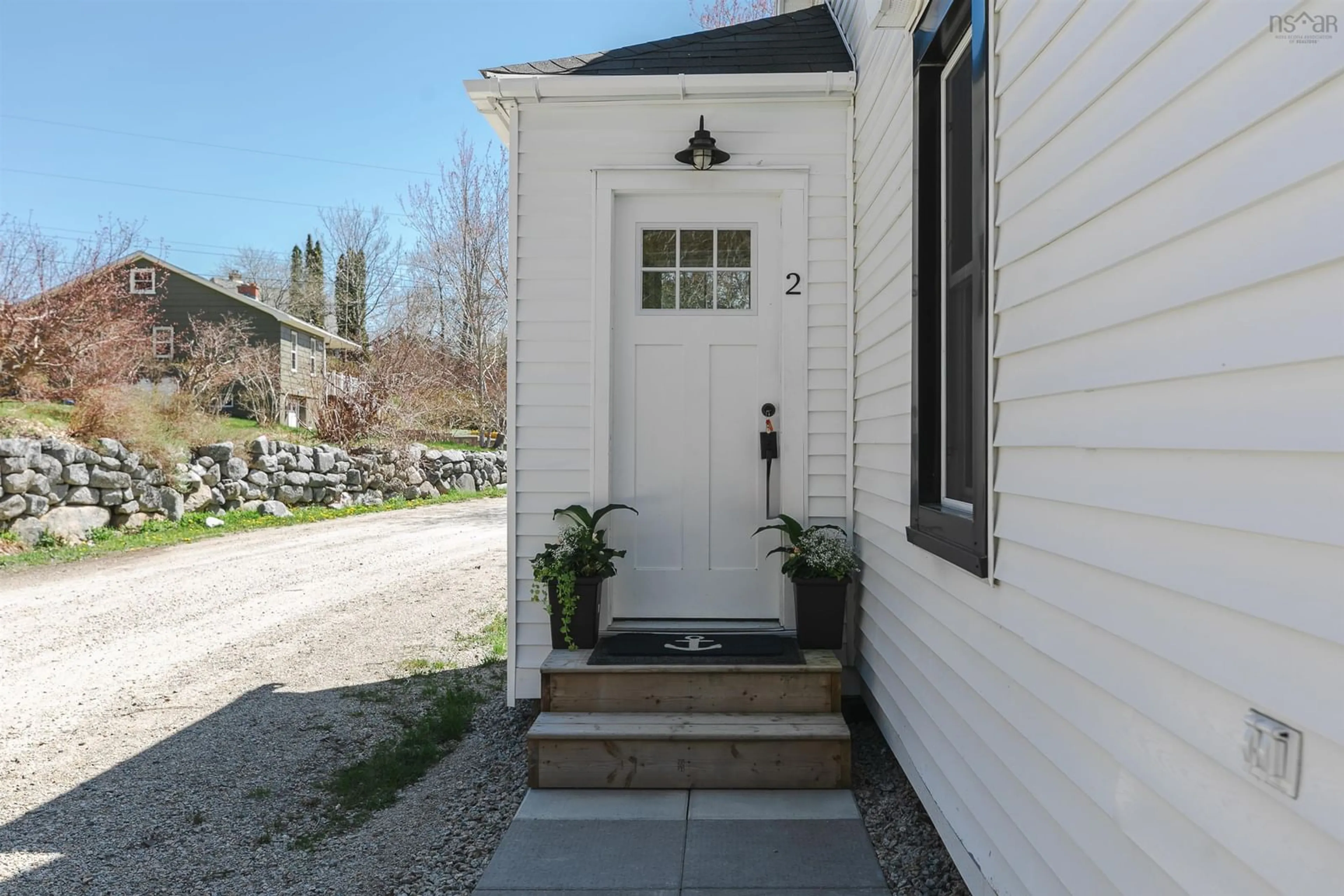 Indoor entryway for 2 Old Post Rd, Hubbards Nova Scotia B0J 1T0