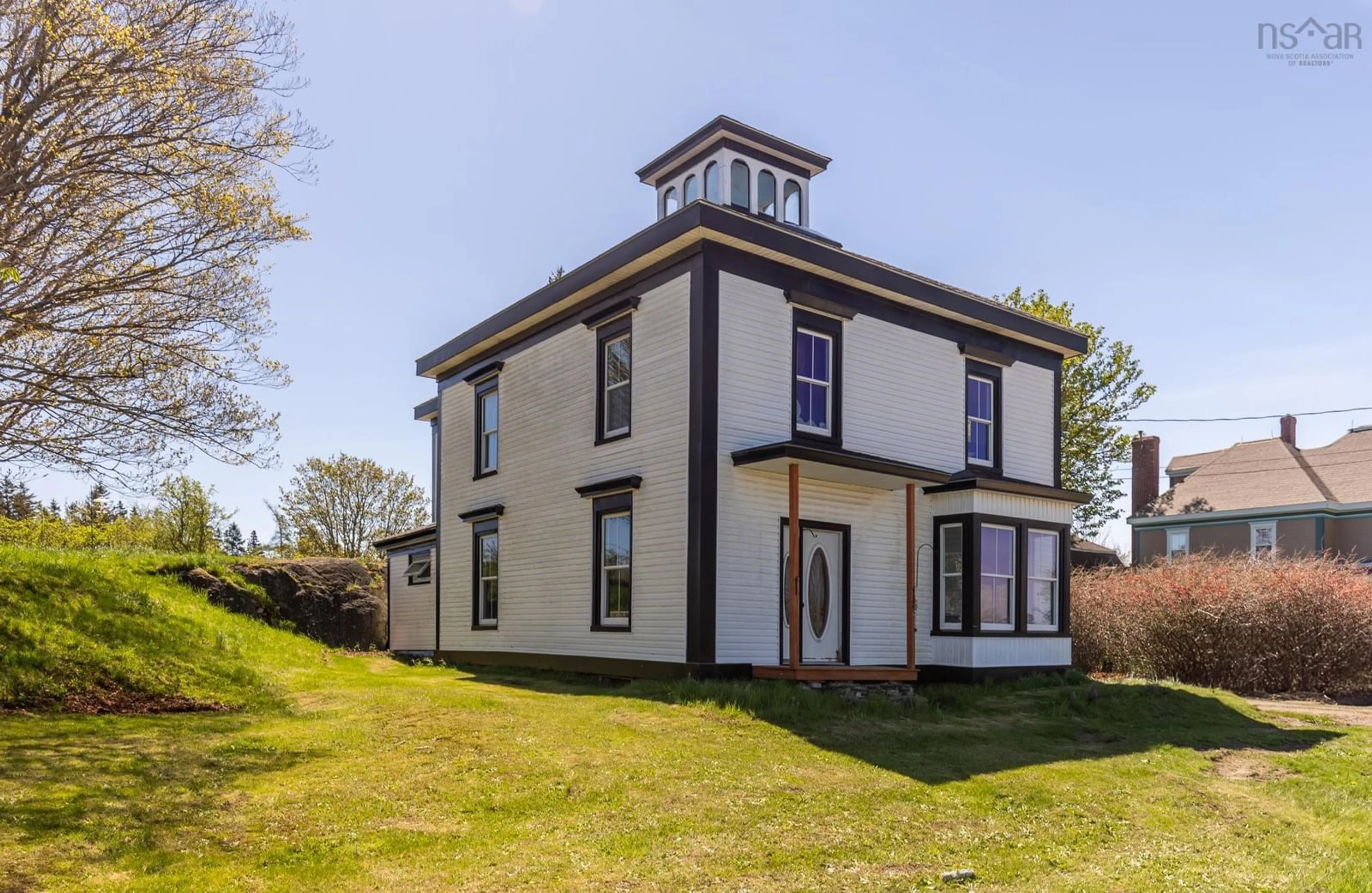A pic from outside/outdoor area/front of a property/back of a property/a pic from drone, building for 136 Ns 340 Hwy, Yarmouth Nova Scotia B5A 5Z6