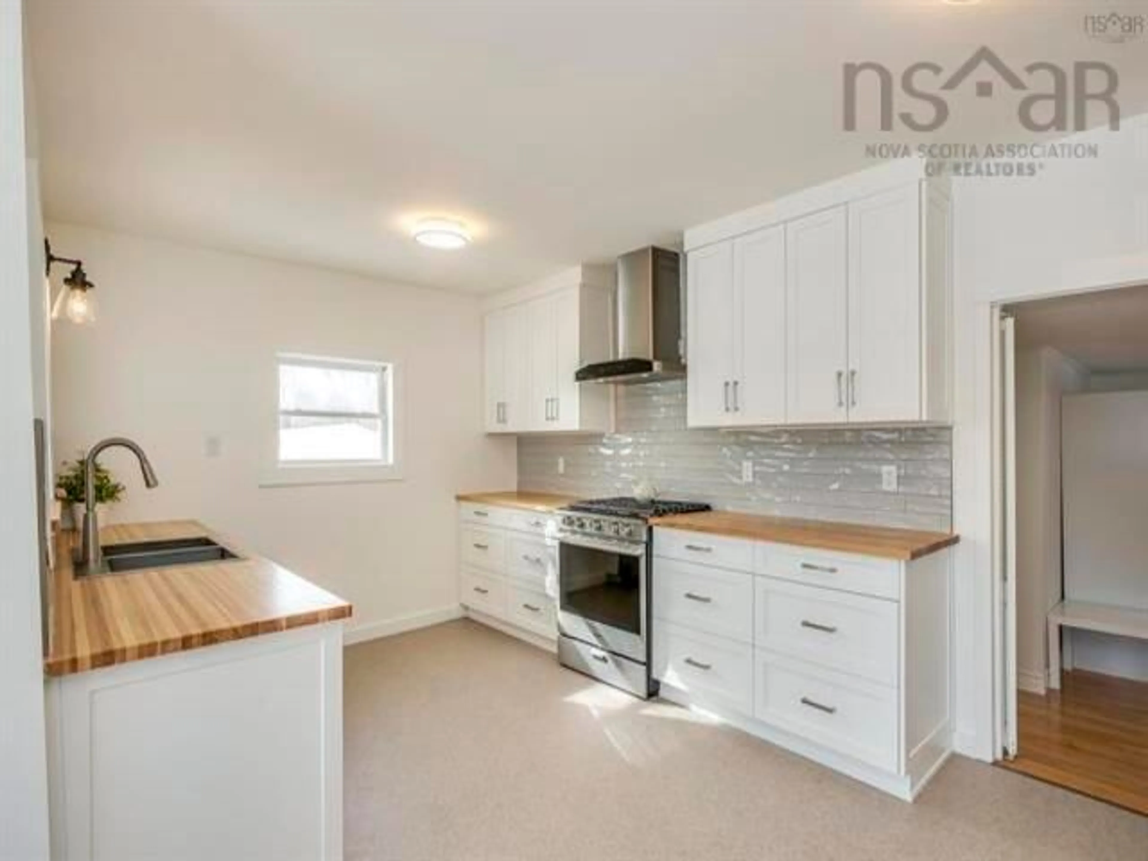 Open concept kitchen, unknown for 70 Blomidon Cres, Lower Blomidon Nova Scotia B0P 1H0