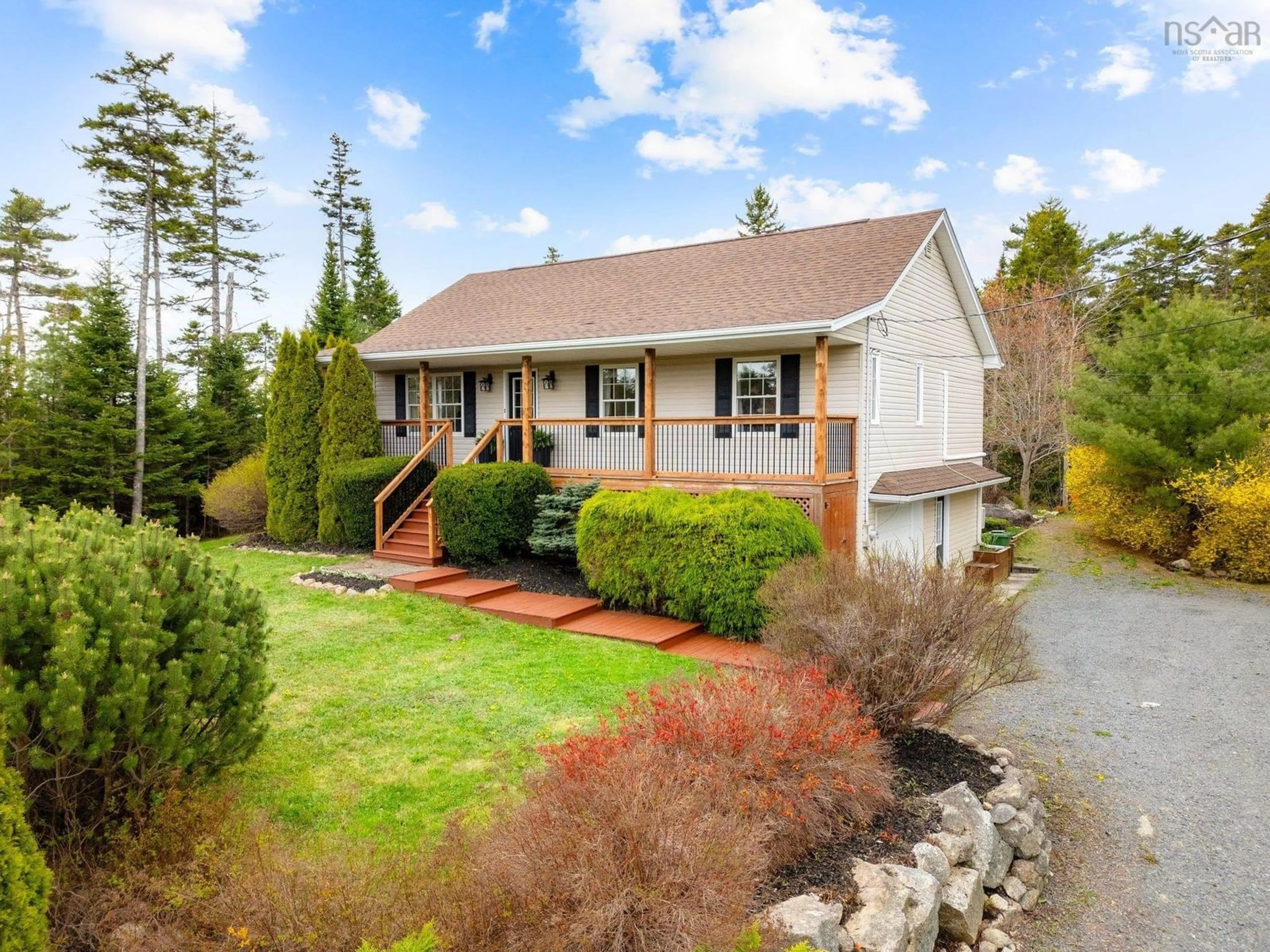 Home with vinyl exterior material, street for 92 Hemlock Drive, Upper Tantallon Nova Scotia B3Z 1M5
