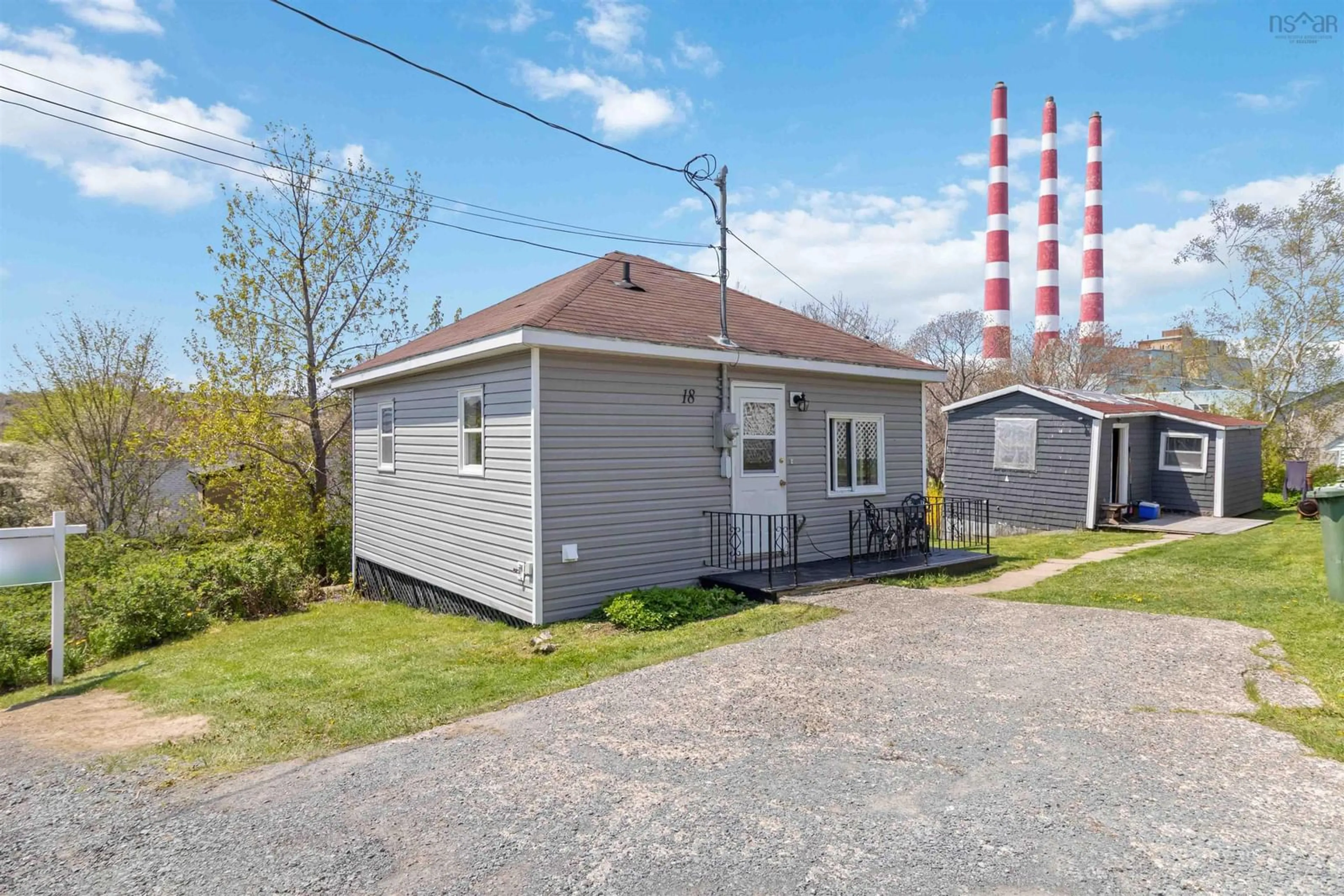 Shed for 18 Nivens Ave, Dartmouth Nova Scotia B3A 4B1