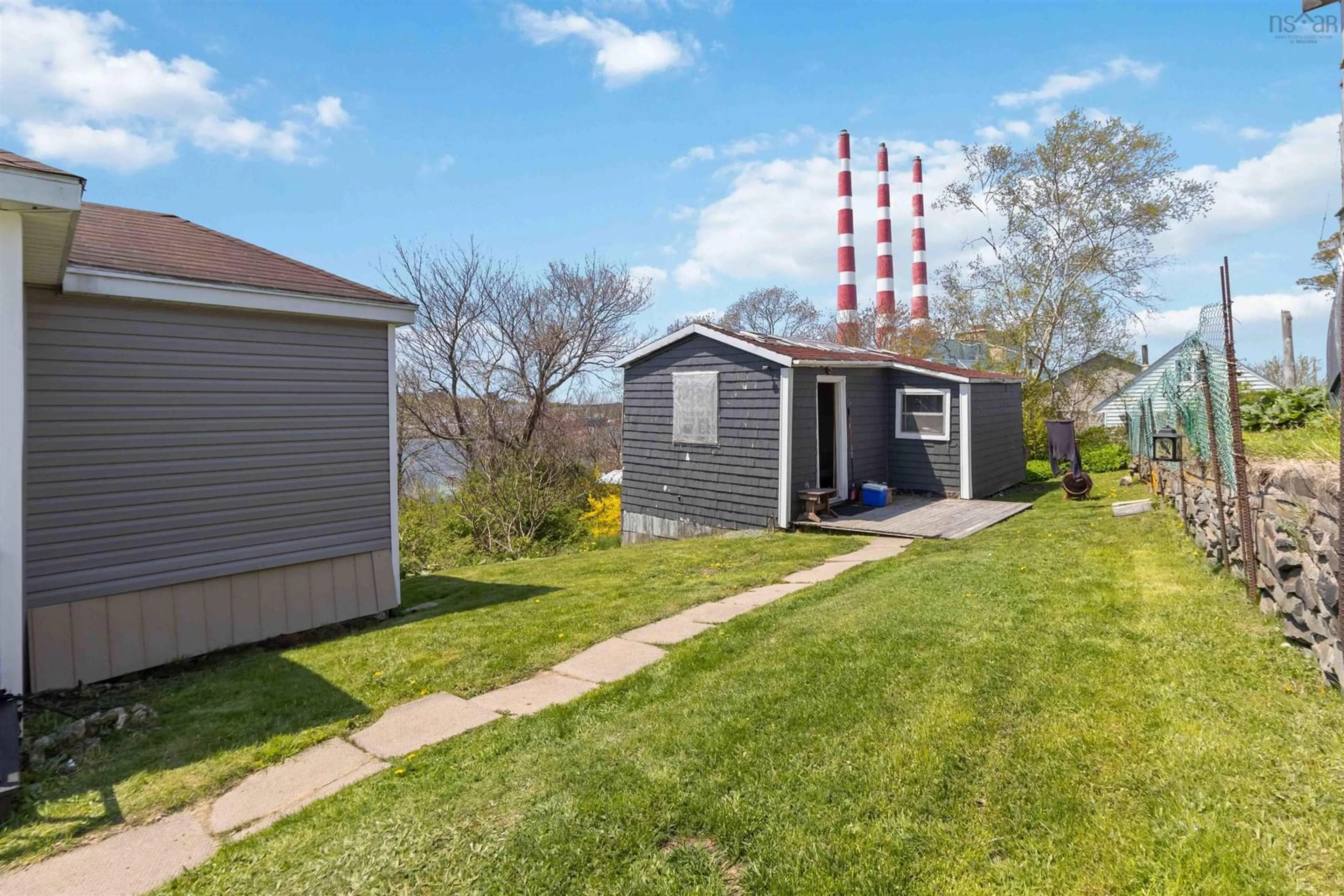 Shed for 18 Nivens Ave, Dartmouth Nova Scotia B3A 4B1