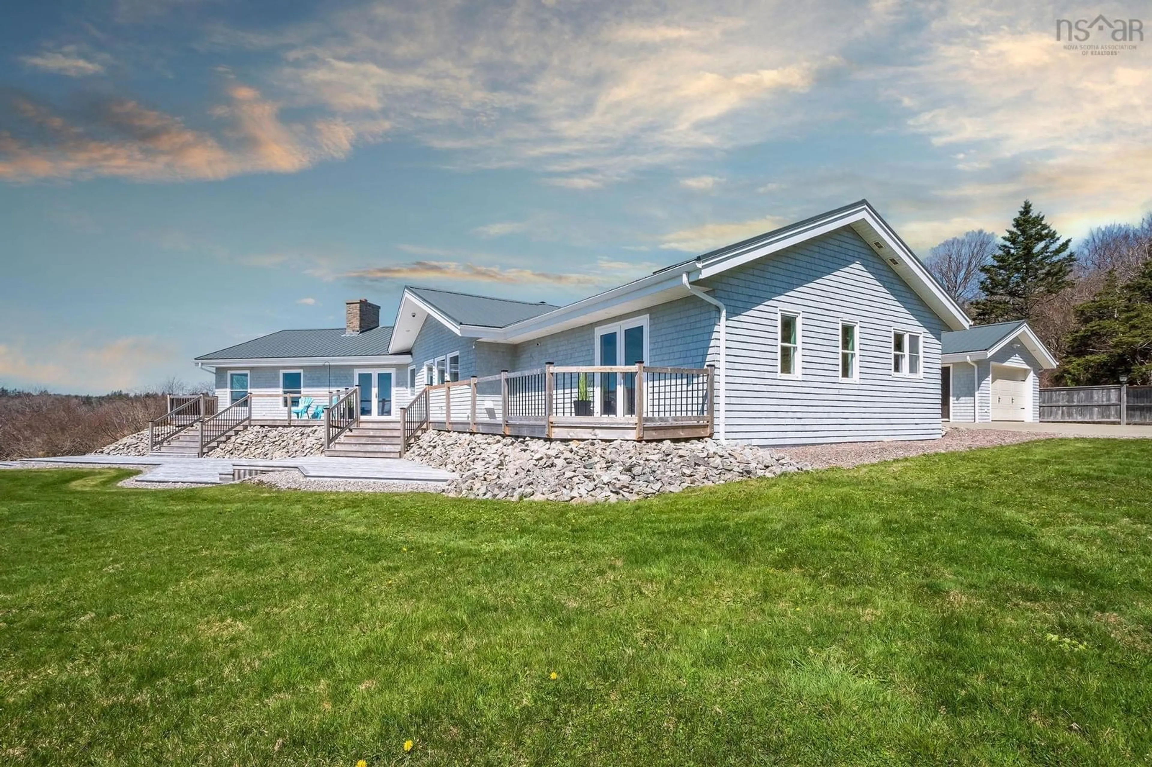Home with vinyl exterior material, unknown for 52 Captain Landers Crt, Hebron Nova Scotia B5A 5Z6