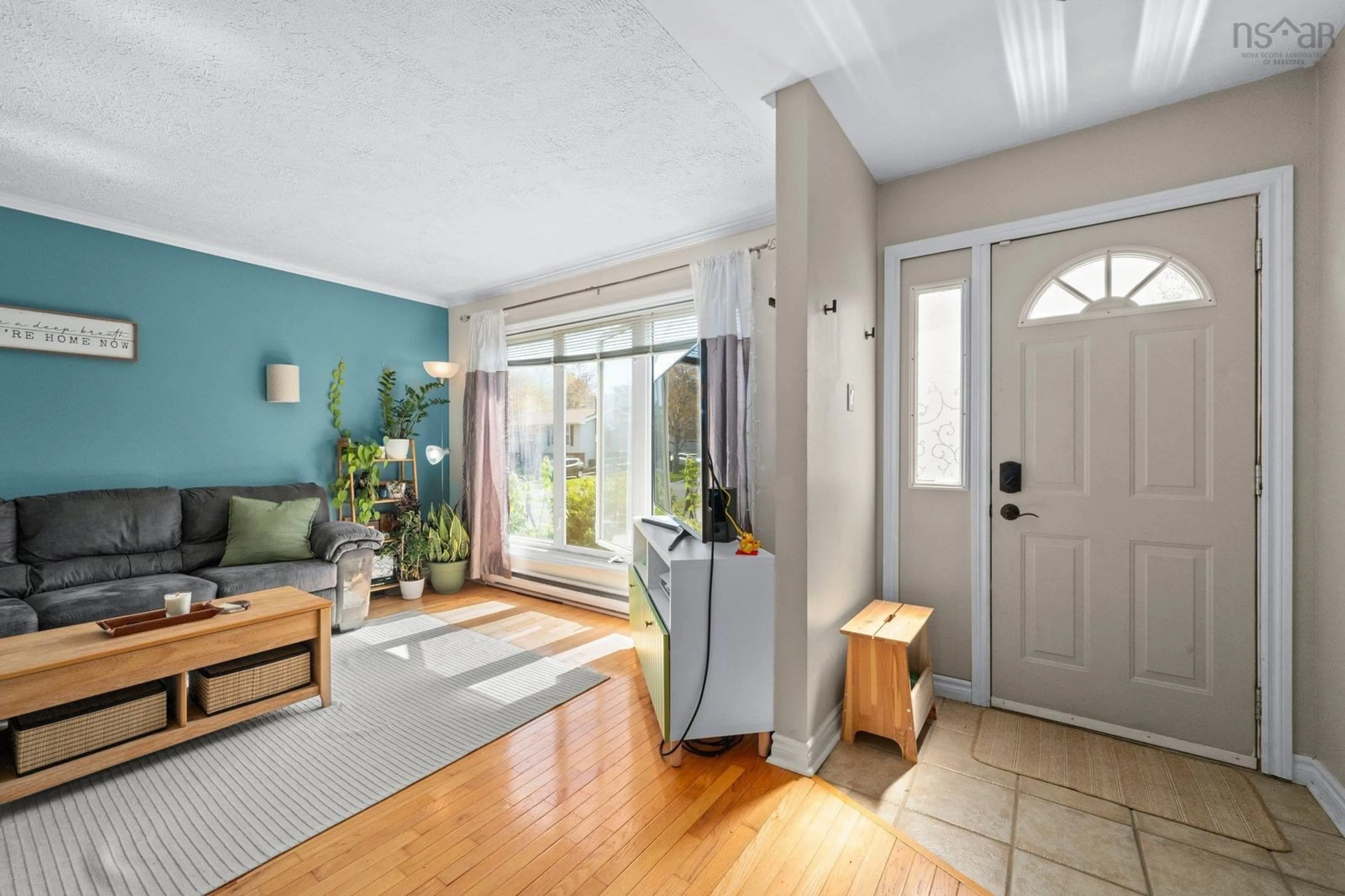 Indoor entryway for 10 Langevin Dr, Lower Sackville Nova Scotia B4C 1P6