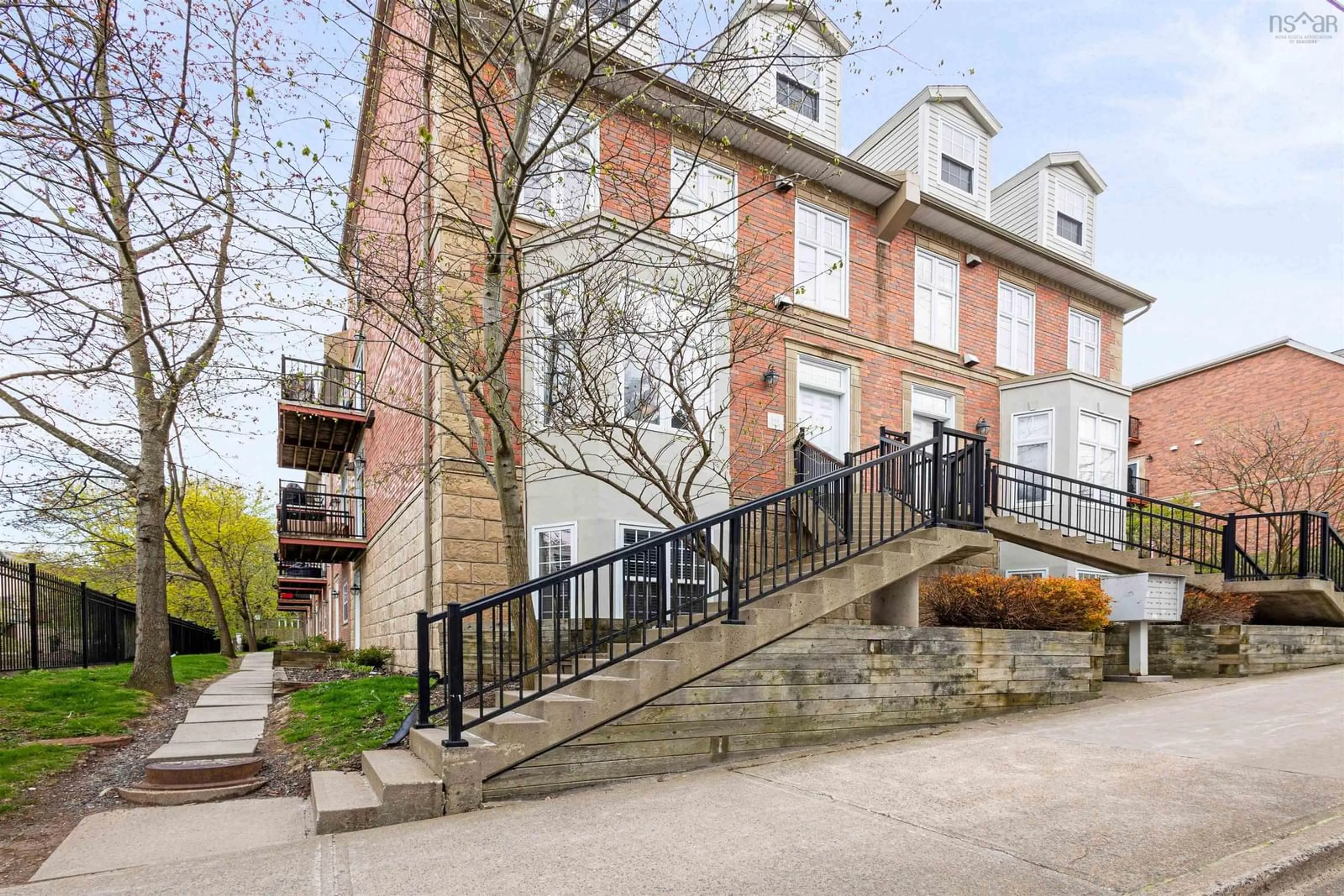 Unknown for 5404 Nora Bernard St, Halifax Peninsula Nova Scotia B3K 2Y8