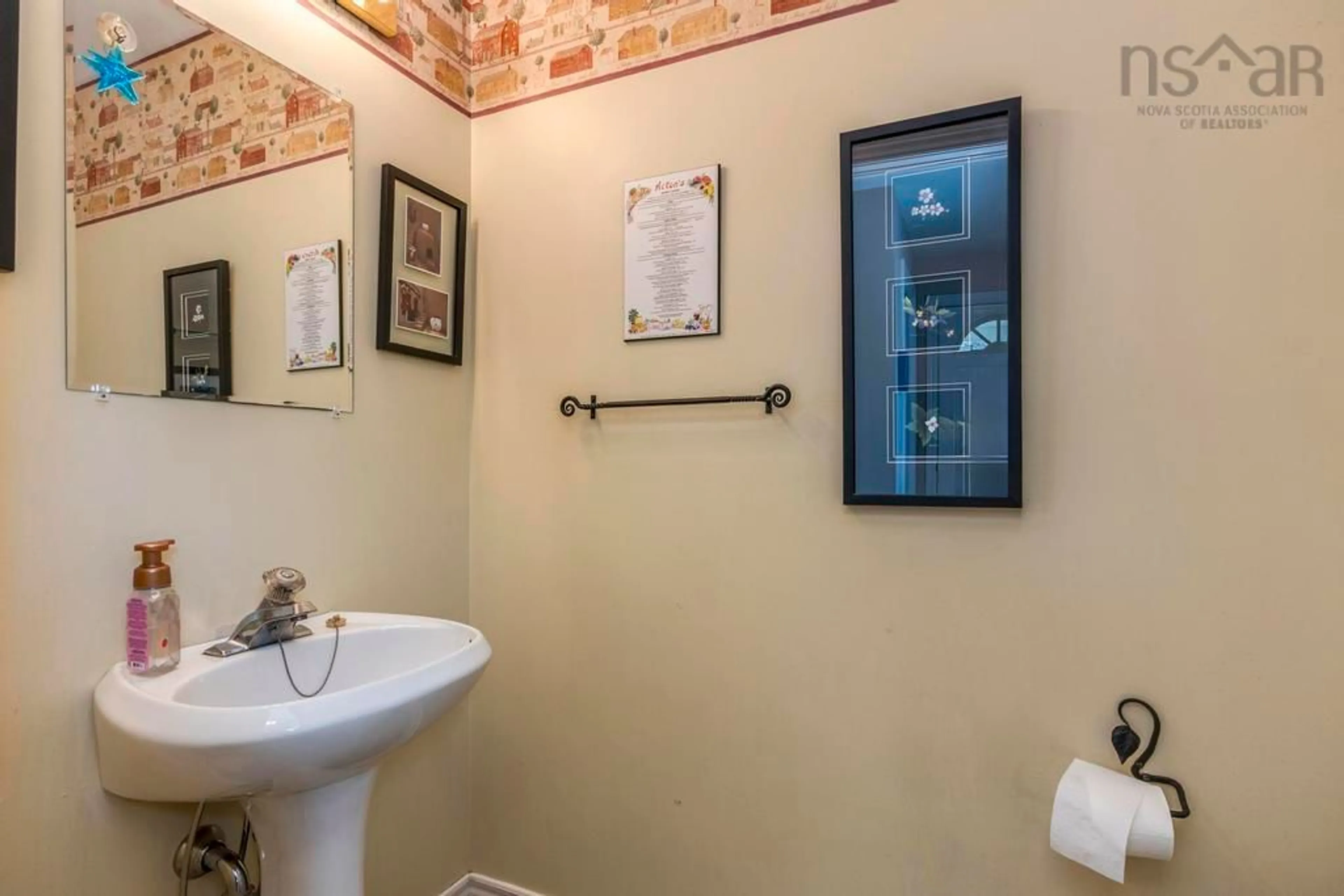 Standard bathroom, ceramic/tile floor for 278 Fox Hill Ave, North Kentville Nova Scotia B4N 5A6