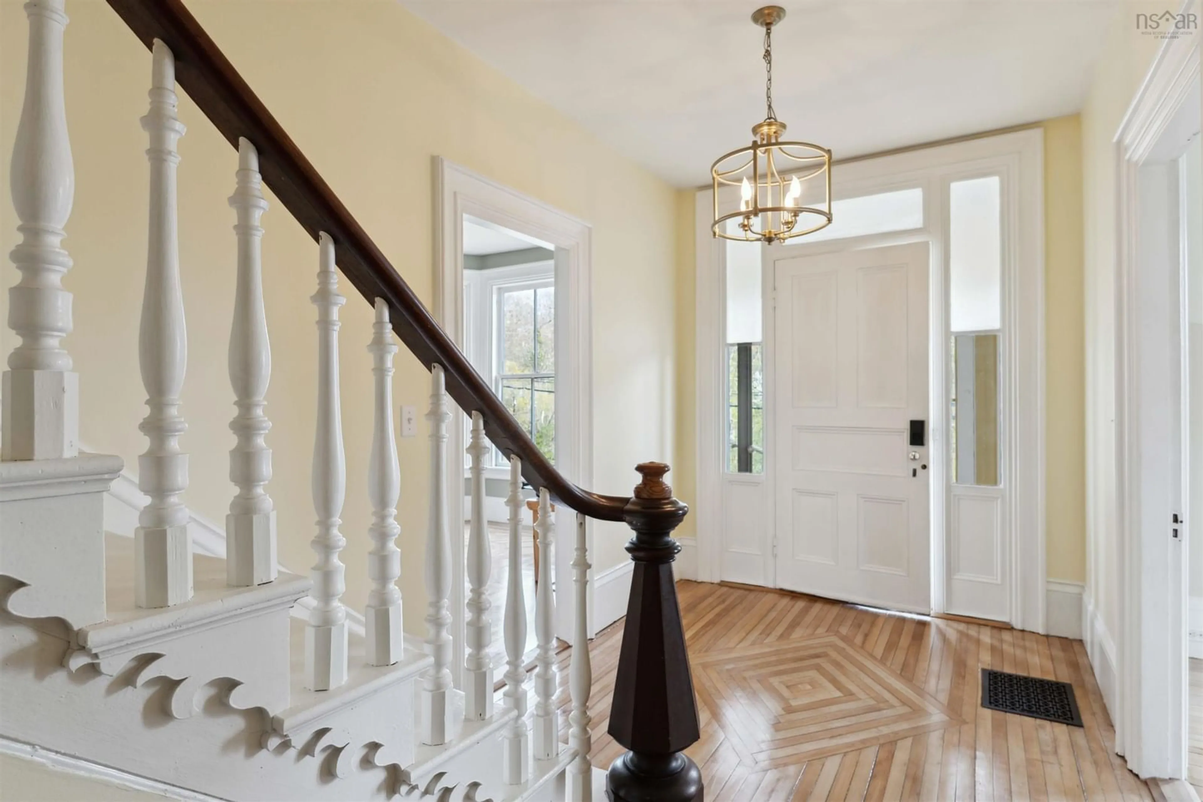 Indoor entryway for 1899 Clementsvale Rd, Bear River Nova Scotia B0S 1B0