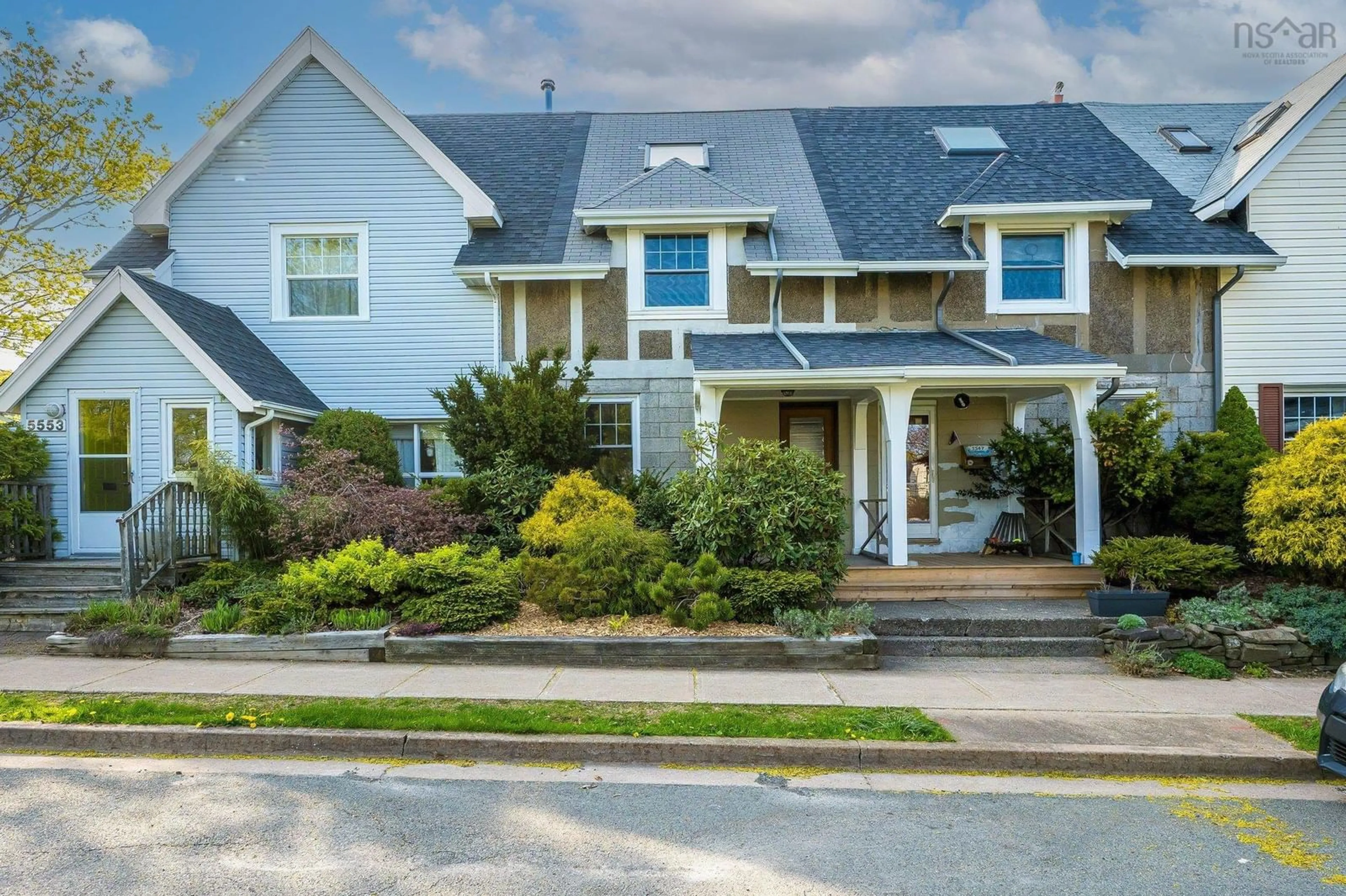 Home with vinyl exterior material, street for 5549 Sebastian Pl, Halifax Nova Scotia B3K 2K5