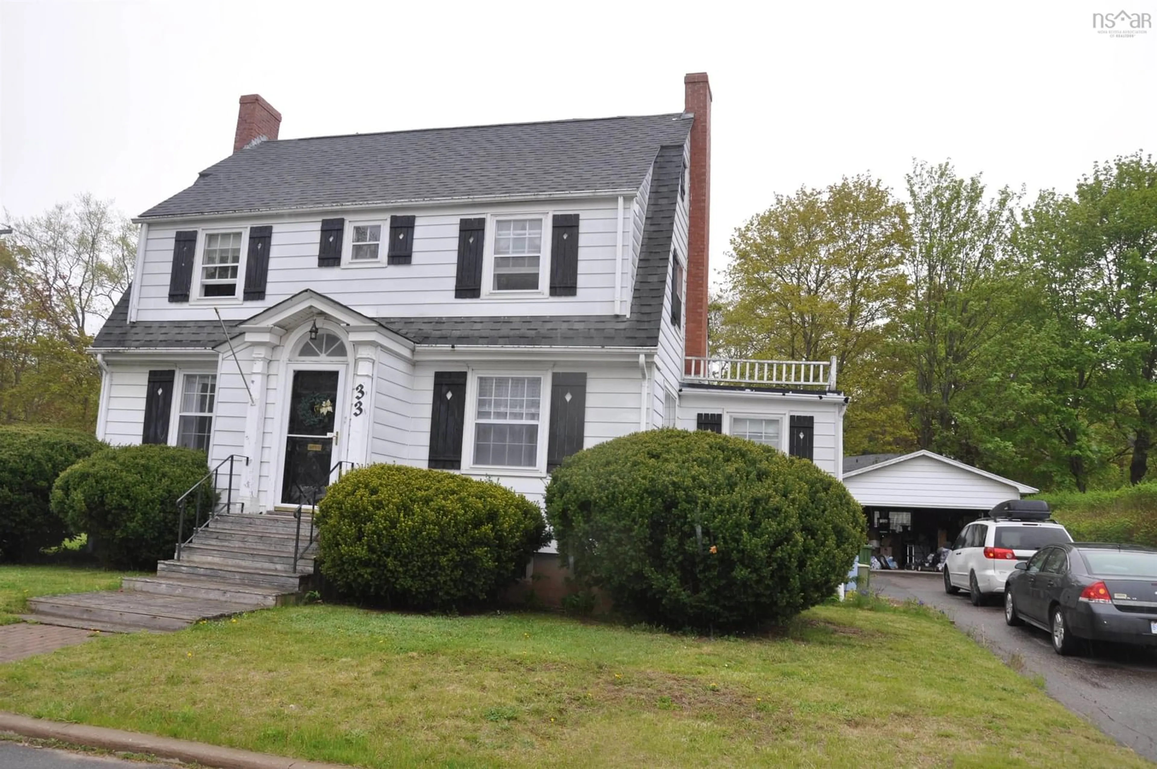 Home with vinyl exterior material, street for 33 Caldwell St, Kentville Nova Scotia B4N 2C7