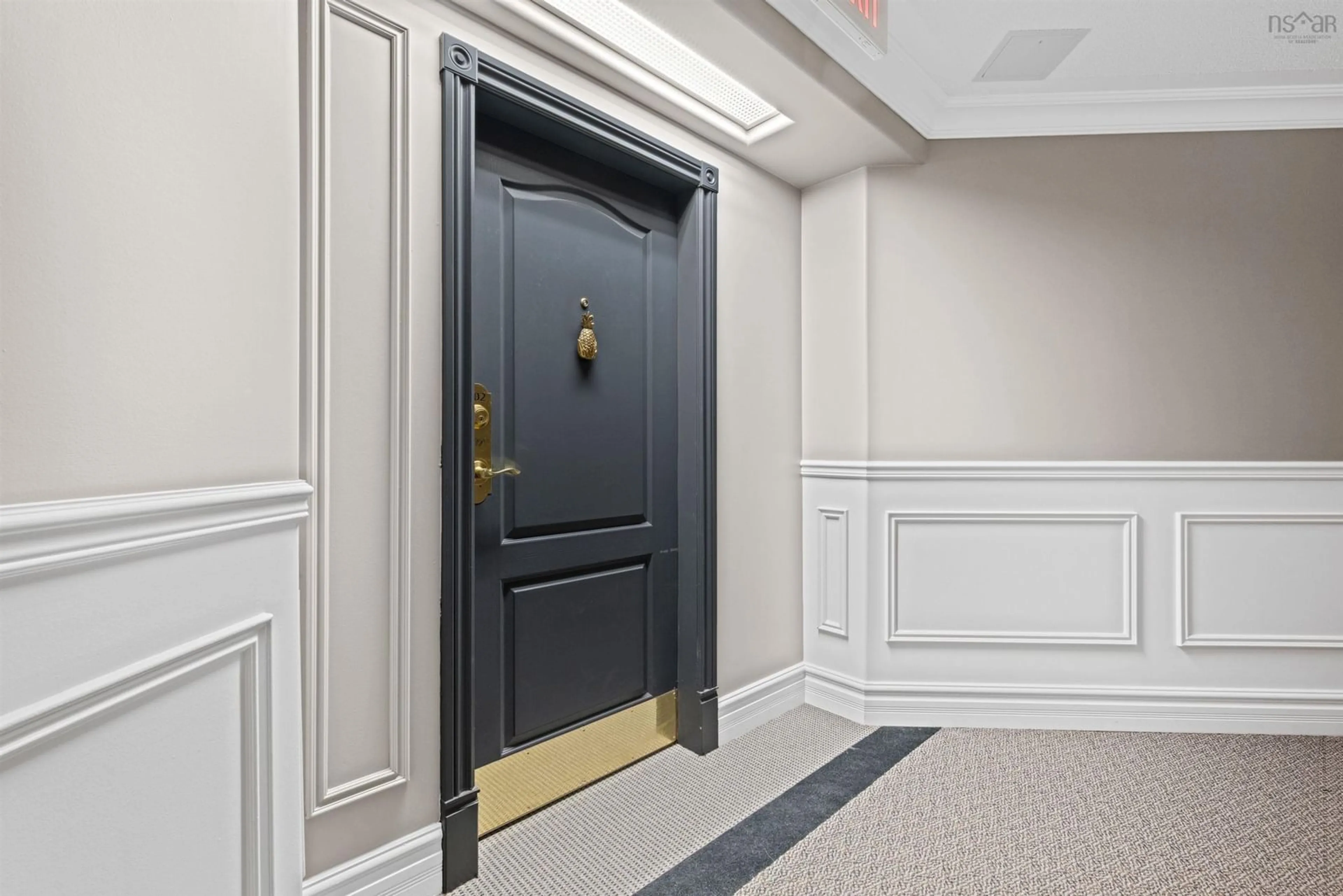 Indoor foyer for 10 Regency Park Dr #302, Clayton Park Nova Scotia B3S 1P2