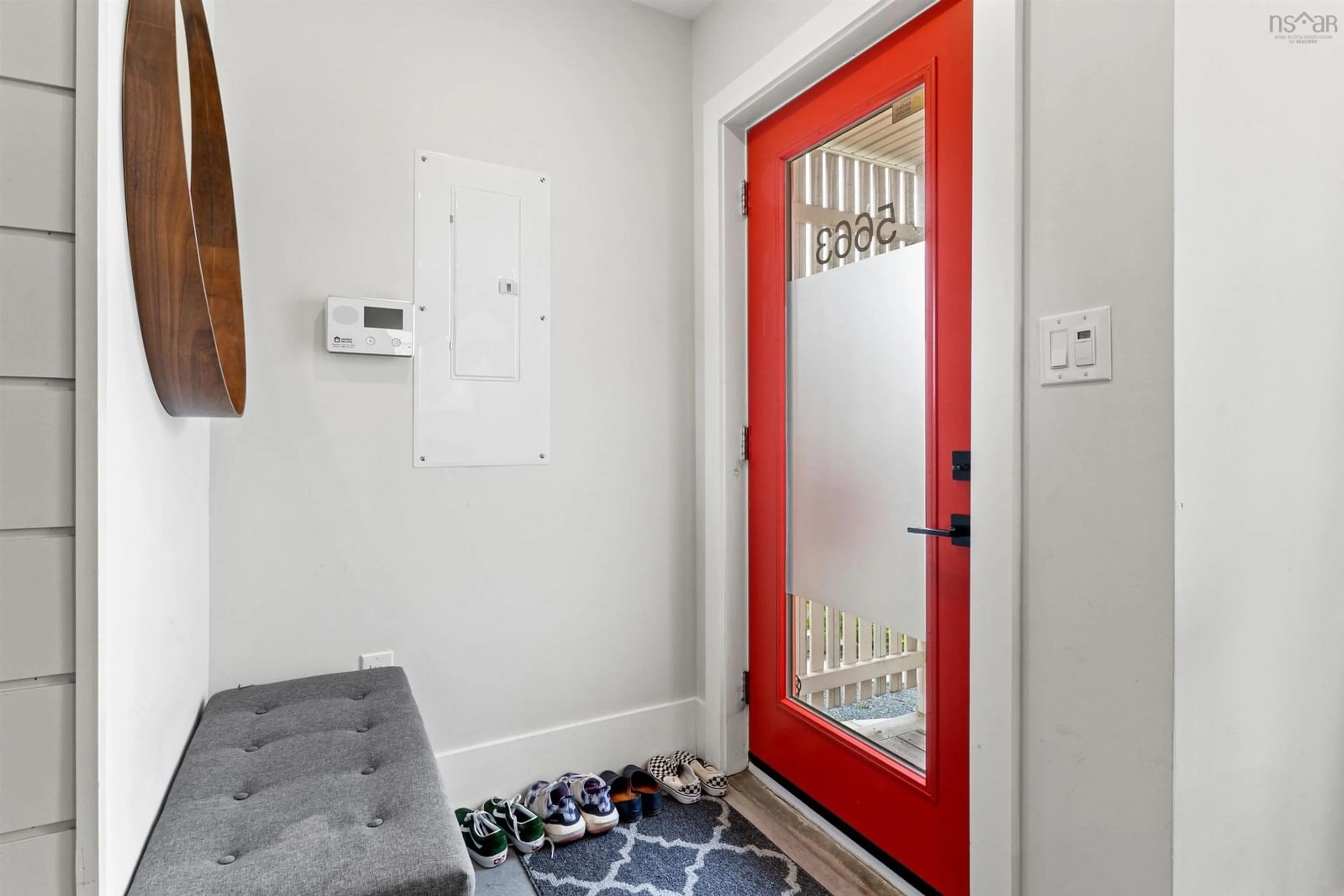 Indoor entryway for 5663 Stanley St, Halifax Peninsula Nova Scotia B3K 2E9
