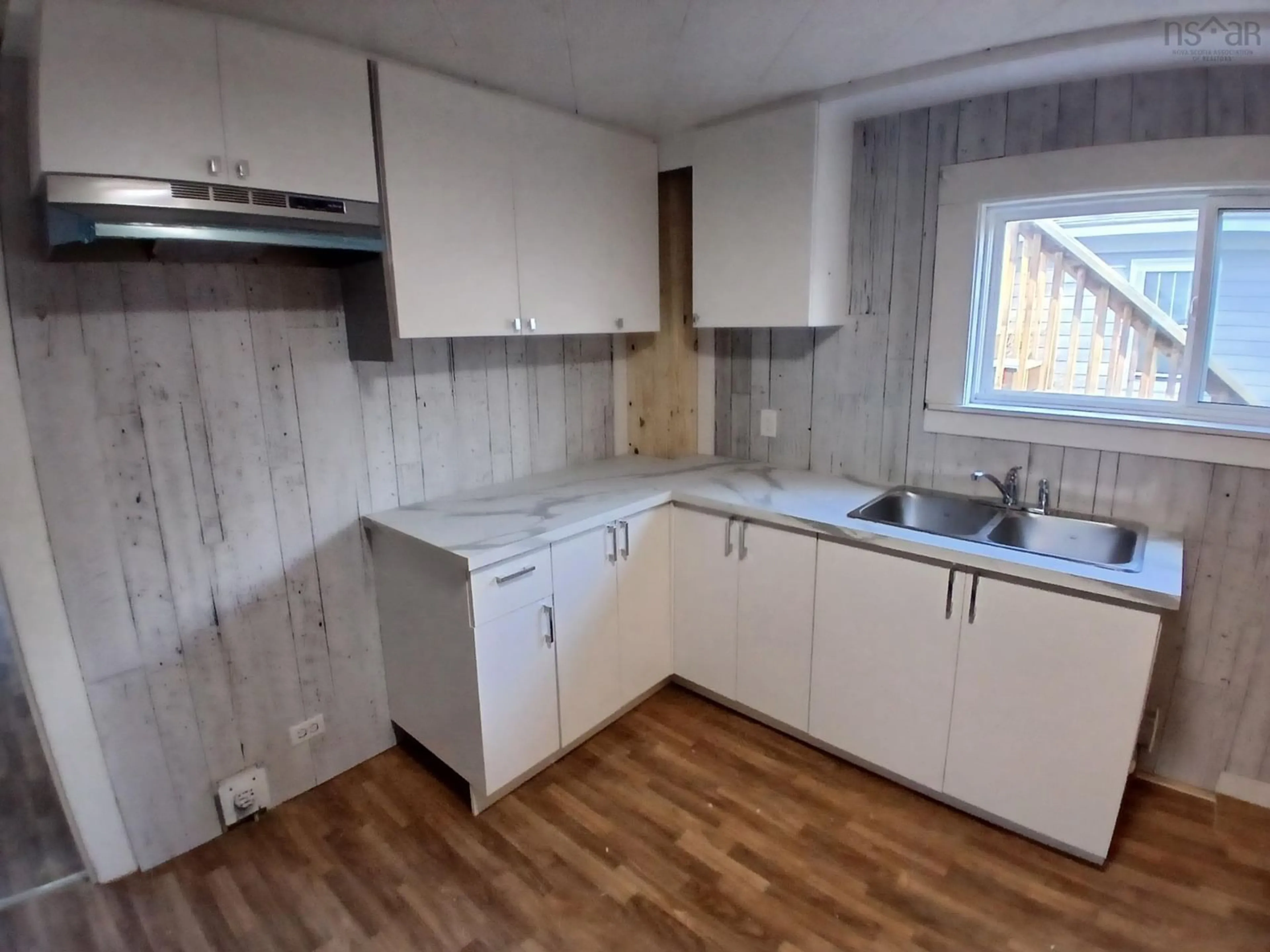 Standard kitchen, unknown for 692 Main St, Sydney Mines Nova Scotia B1V 2L2