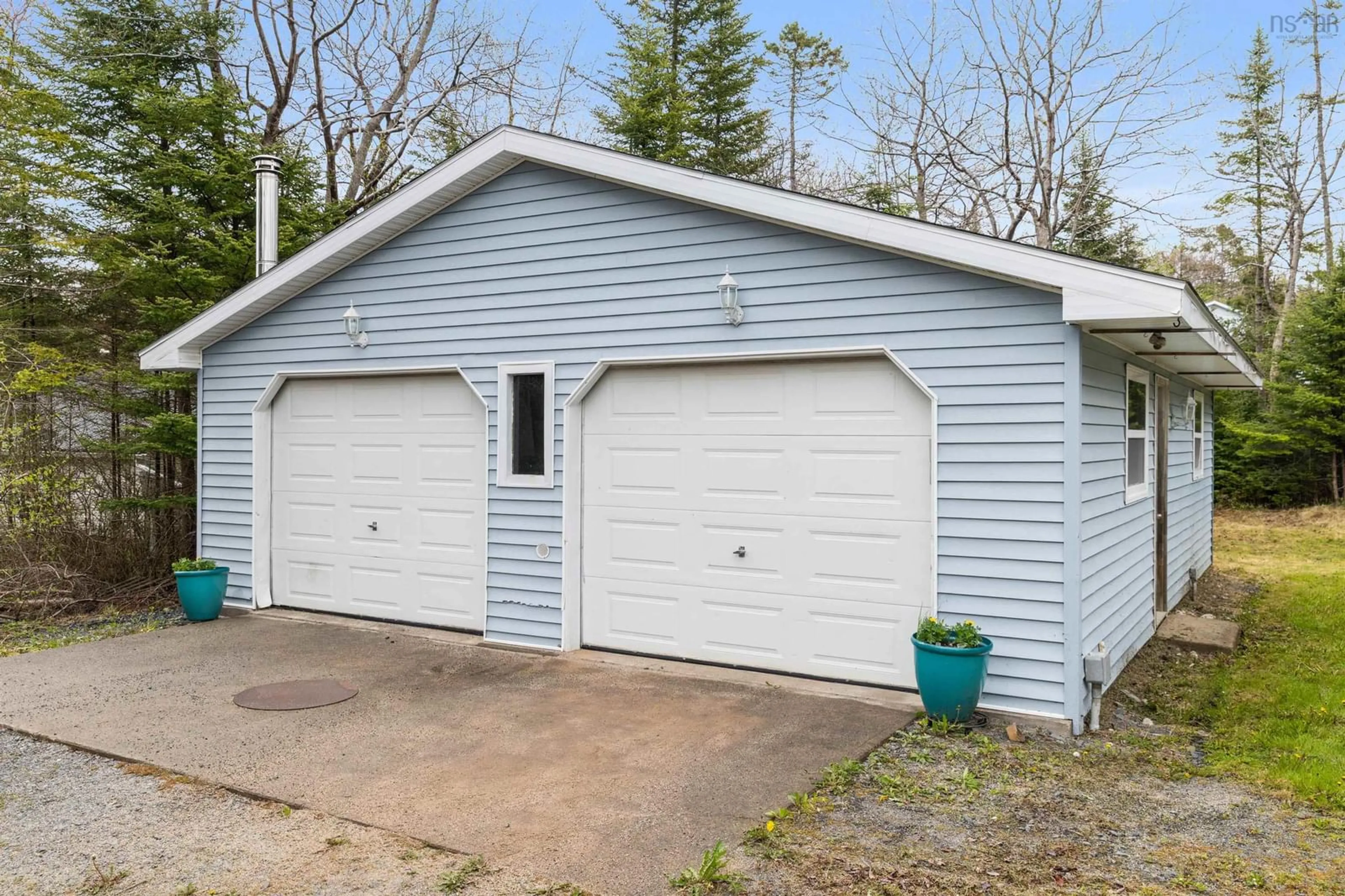 Indoor garage for 2480 Prospect Rd, Hatchet Lake Nova Scotia B3T 1V3
