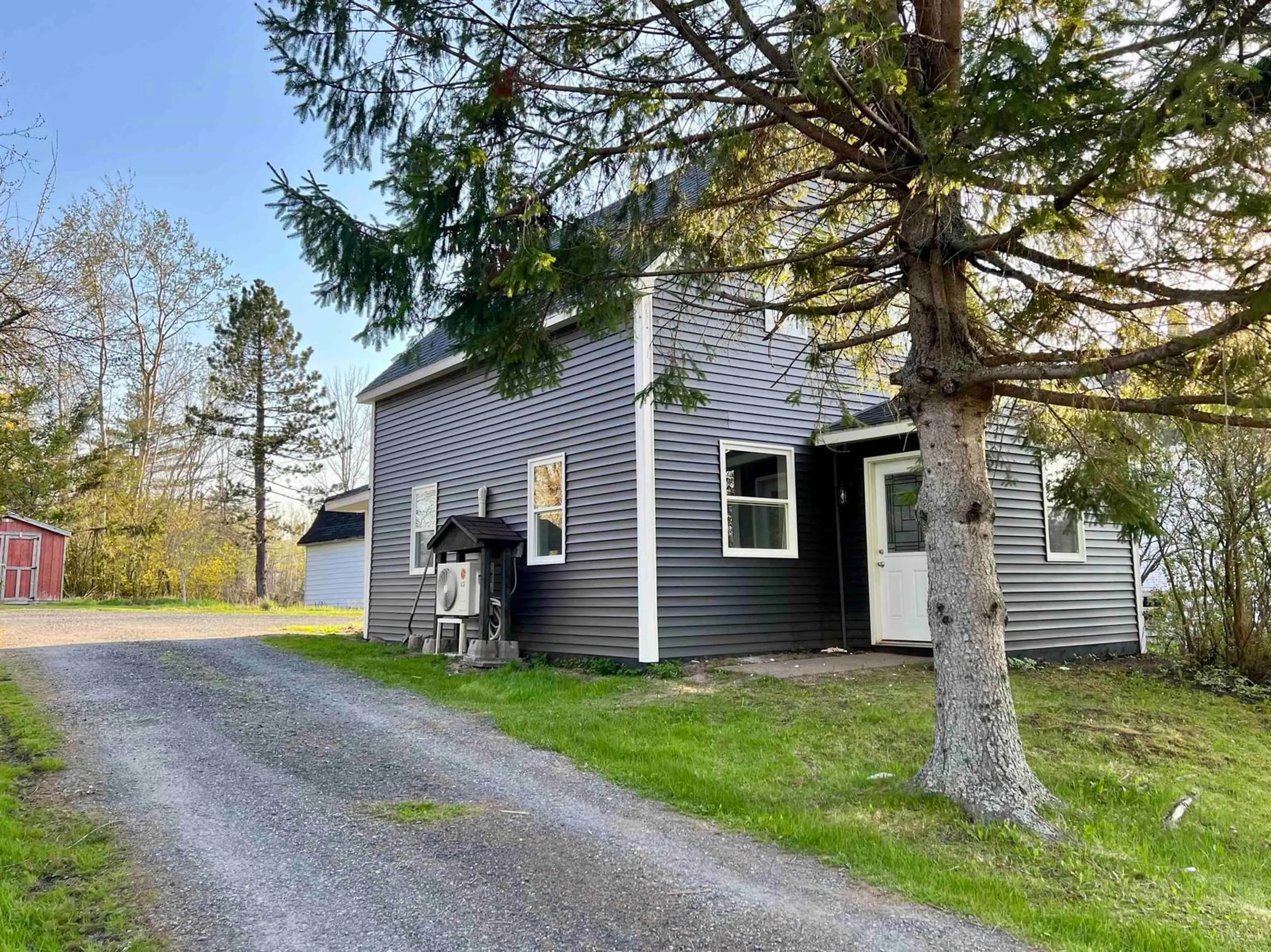 Home with vinyl exterior material, street for 2185 Union St, Westville Nova Scotia B0K 2A0