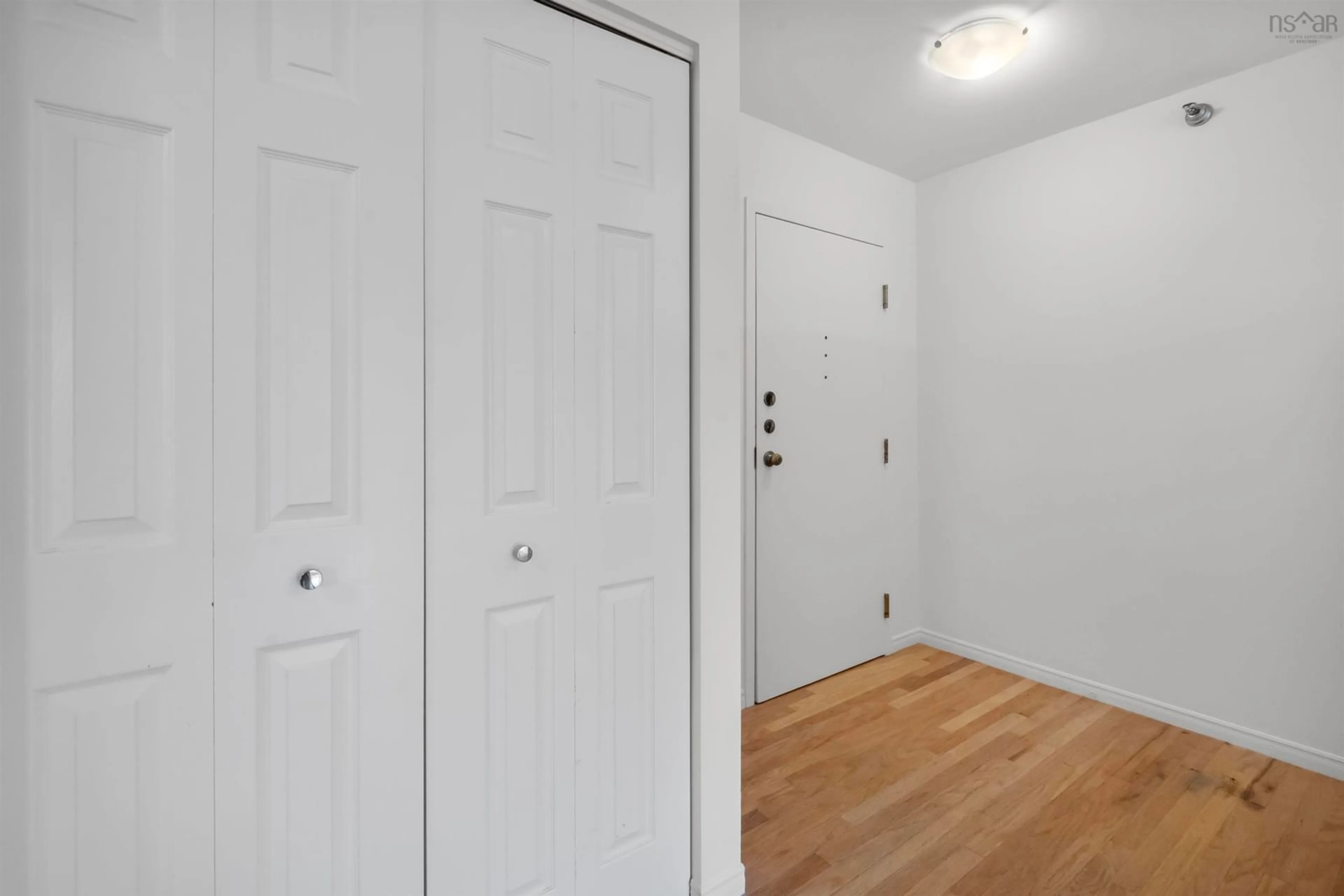 Indoor entryway for 83 Kearney Lake Rd #414, Clayton Park Nova Scotia B3M 4E6