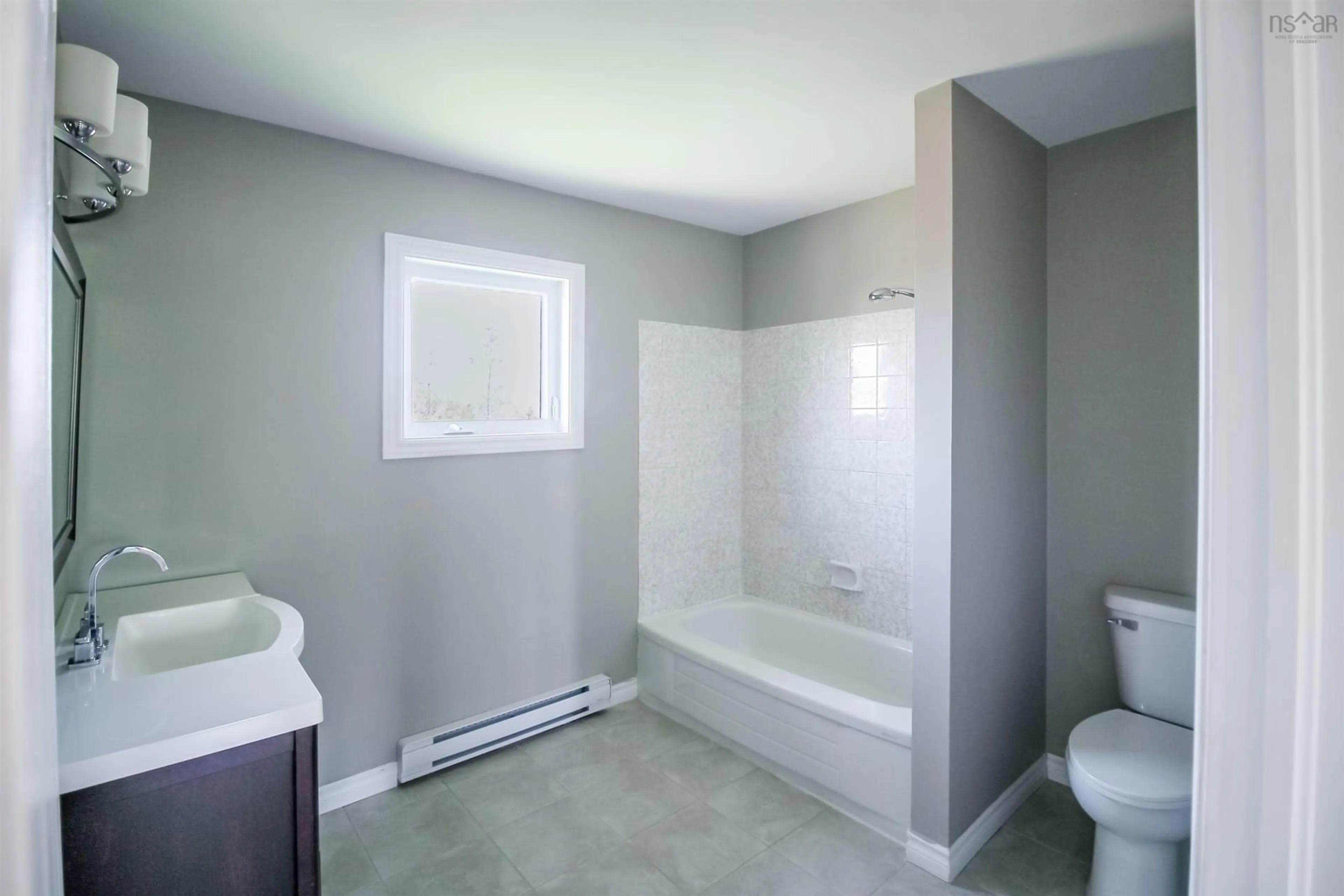 Standard bathroom, unknown for 109 Hampton Green, Dartmouth Nova Scotia B2V 2A8