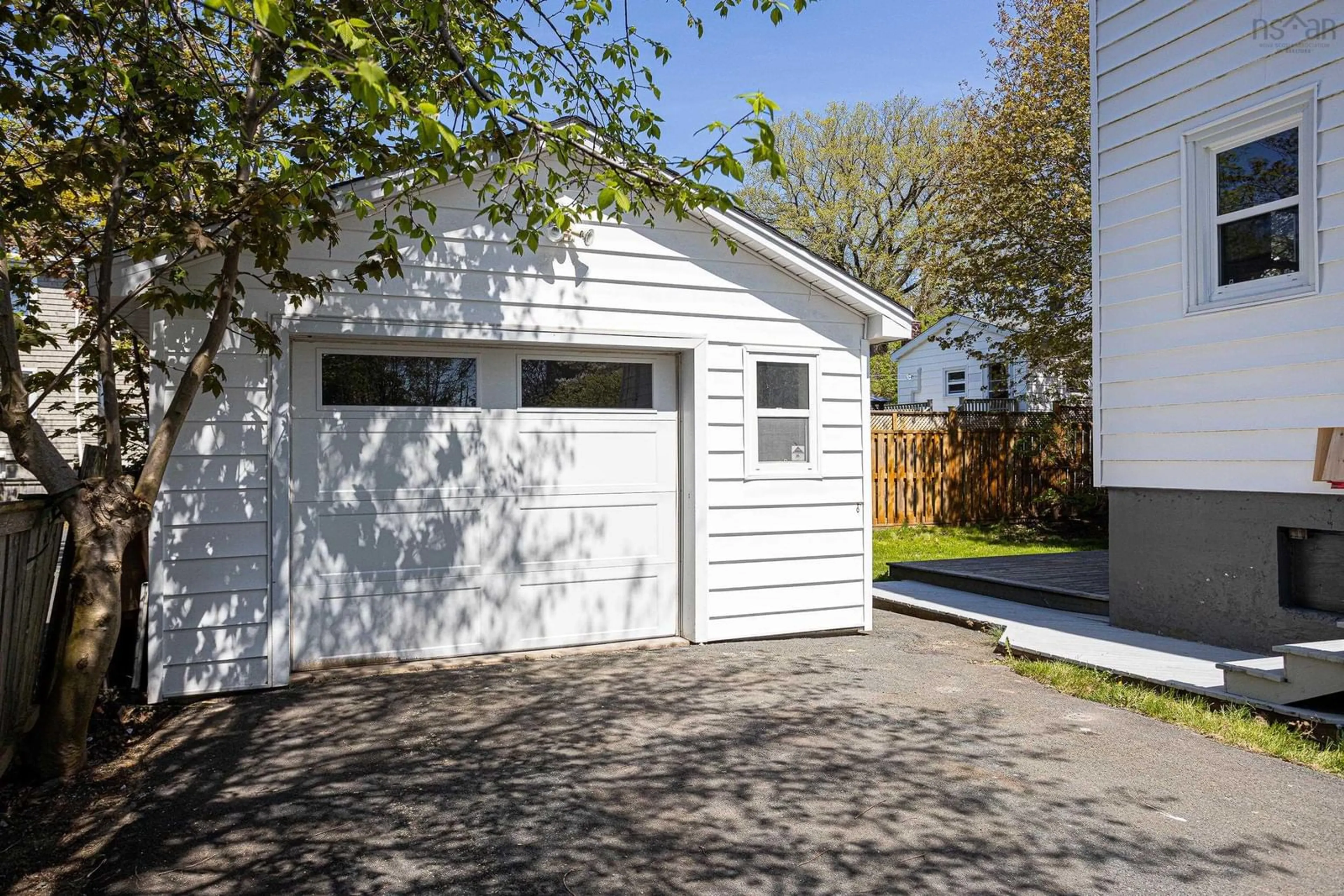 Shed for 6415 Seaforth St, Halifax Nova Scotia B3L 1R1